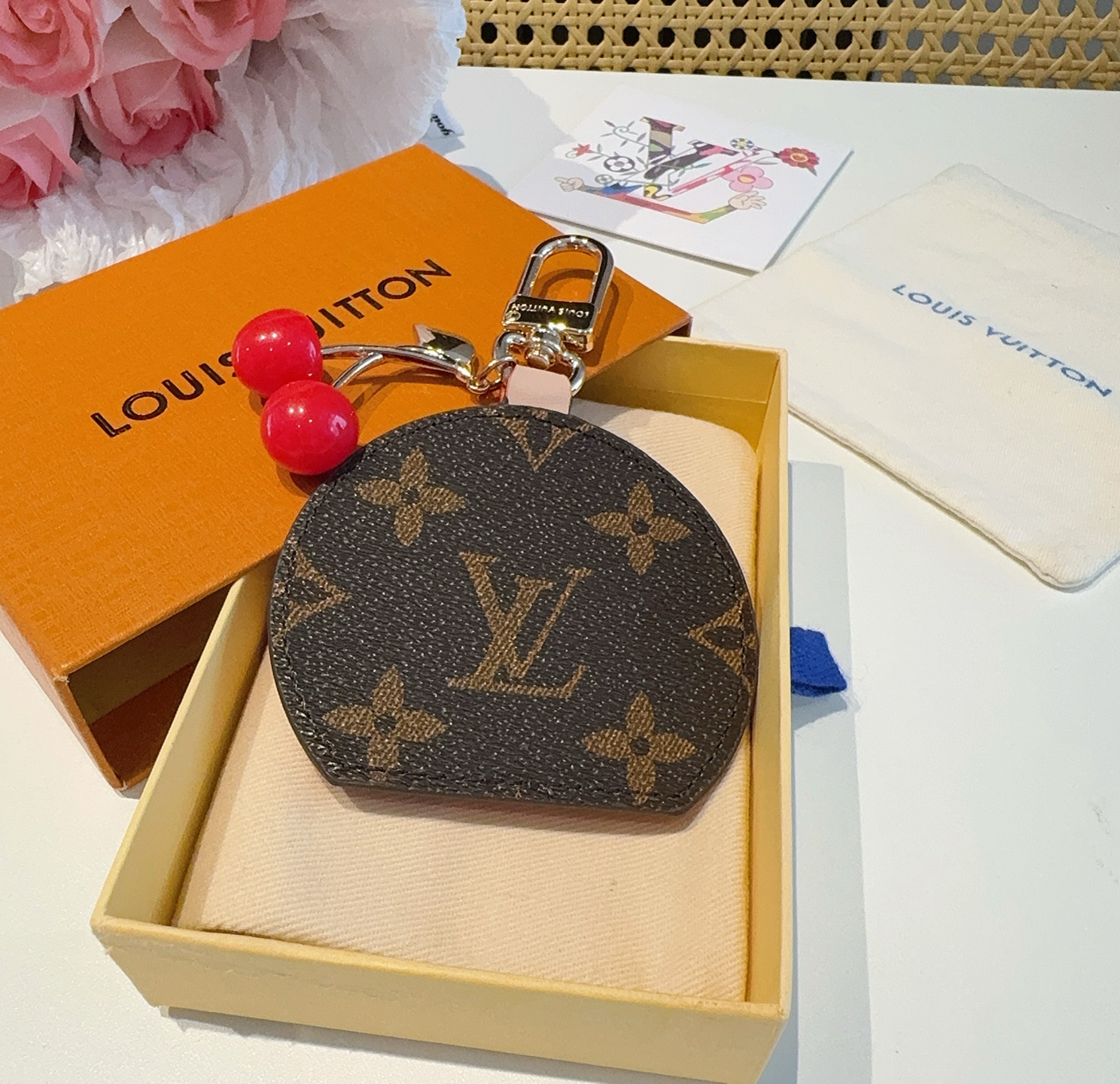  Louis Vuitton 路易威登LV x TM CERISE LV MINI MIRROR 樱桃🍒