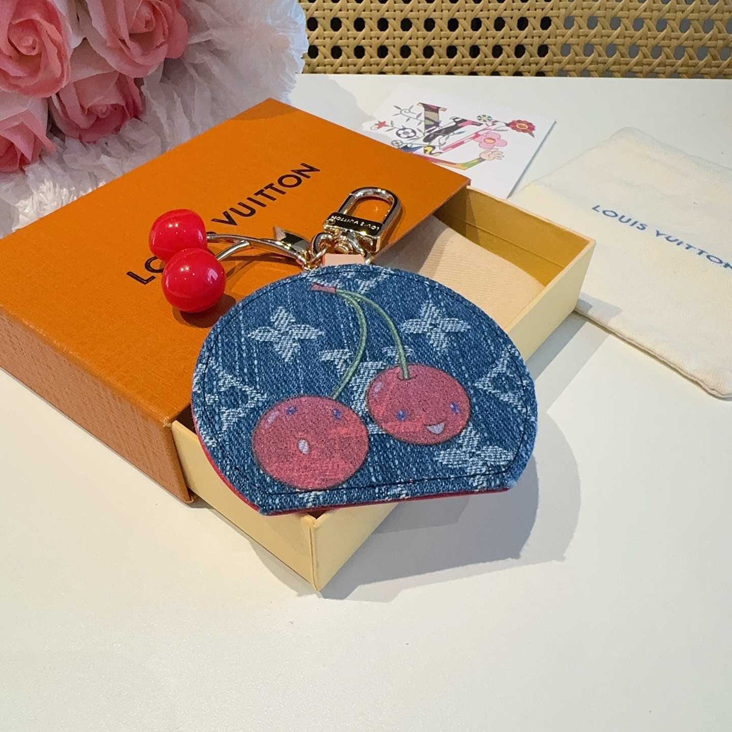  Louis Vuitton 路易威登LV x TM CERISE LV MINI MIRROR 樱桃🍒