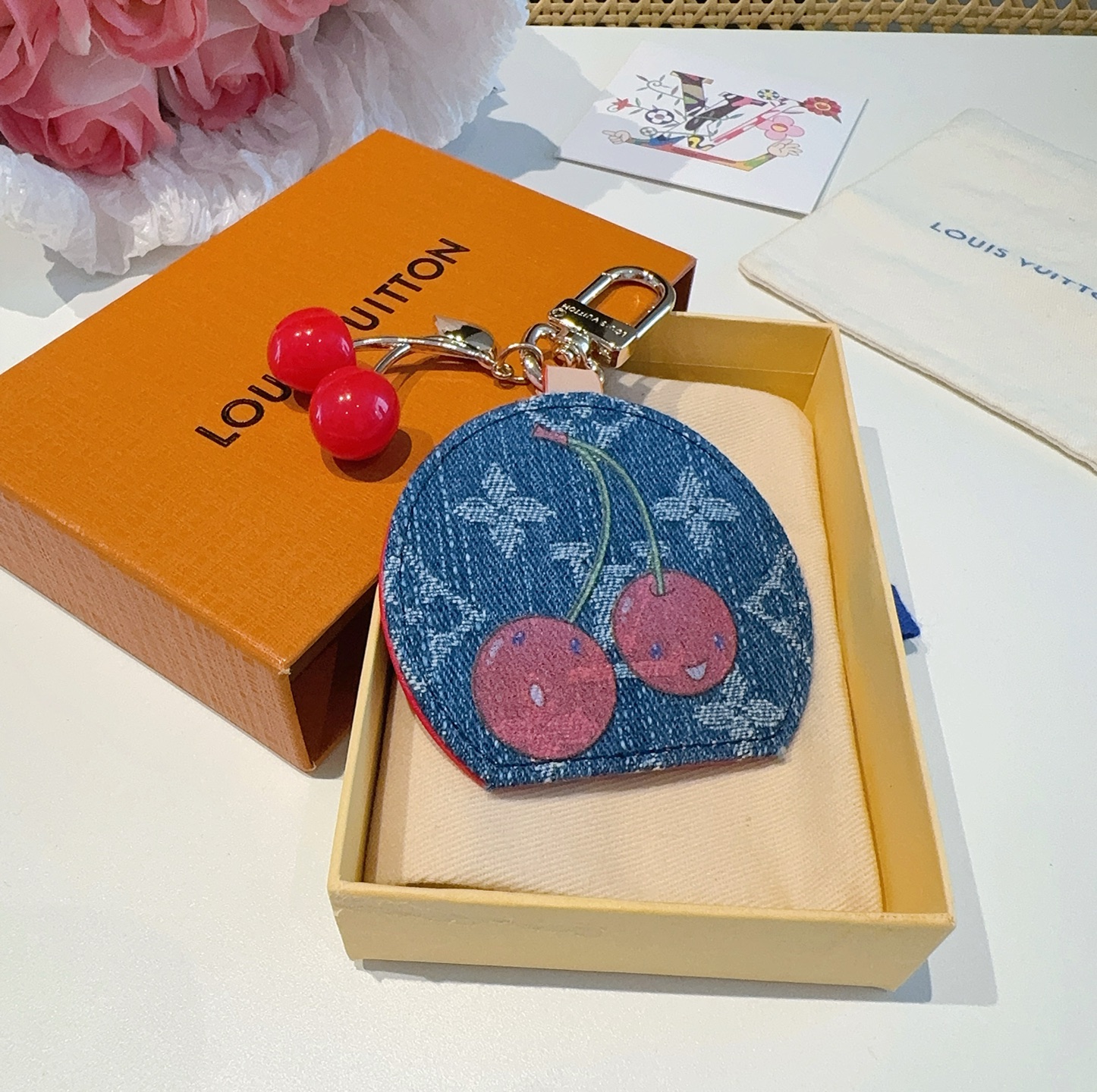  Louis Vuitton 路易威登LV x TM CERISE LV MINI MIRROR 樱桃🍒