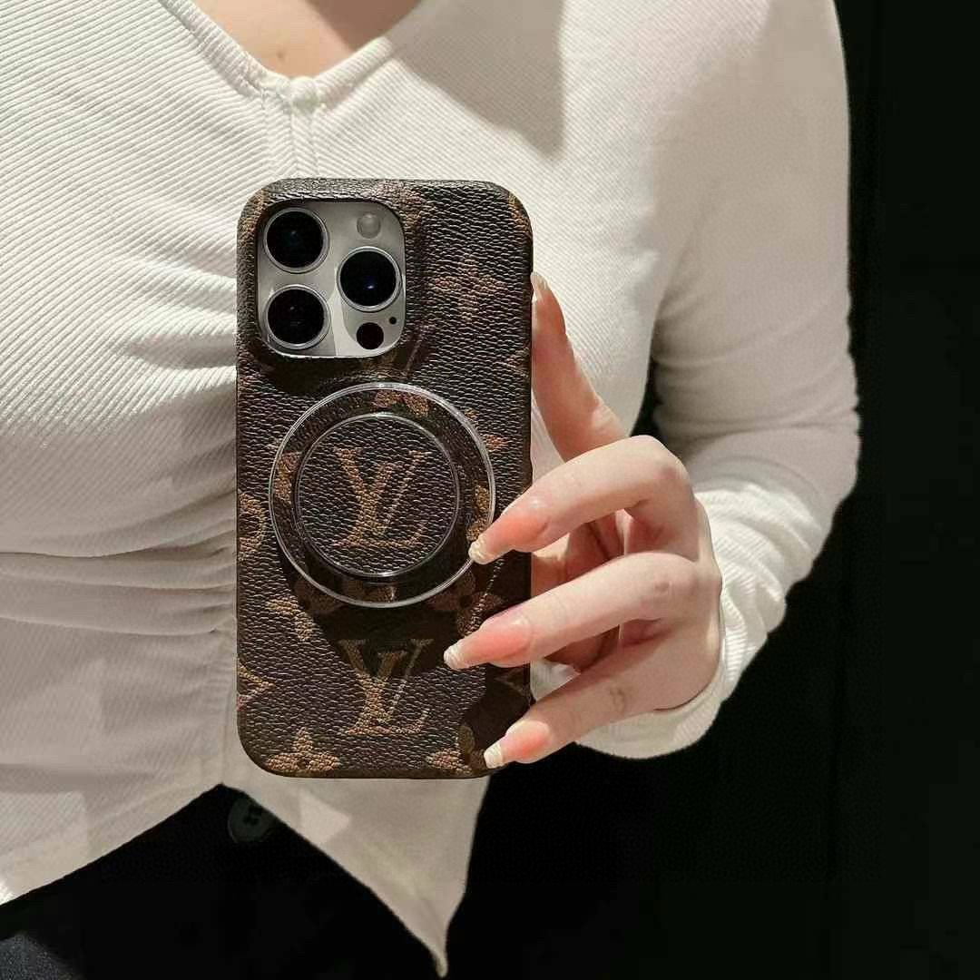 💕新品💕✨Lv经典老花手机壳 强磁吸➕logo支架手机壳
型号：为了不出现报错型号，请打开本机查看手机设