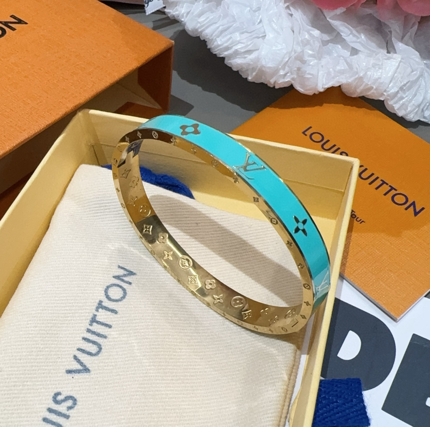  🔥LOUIS VUITTON官网热款MONOGRAM LV手镯 
LV珐琅滴胶手环 顶级太钢材质 真空