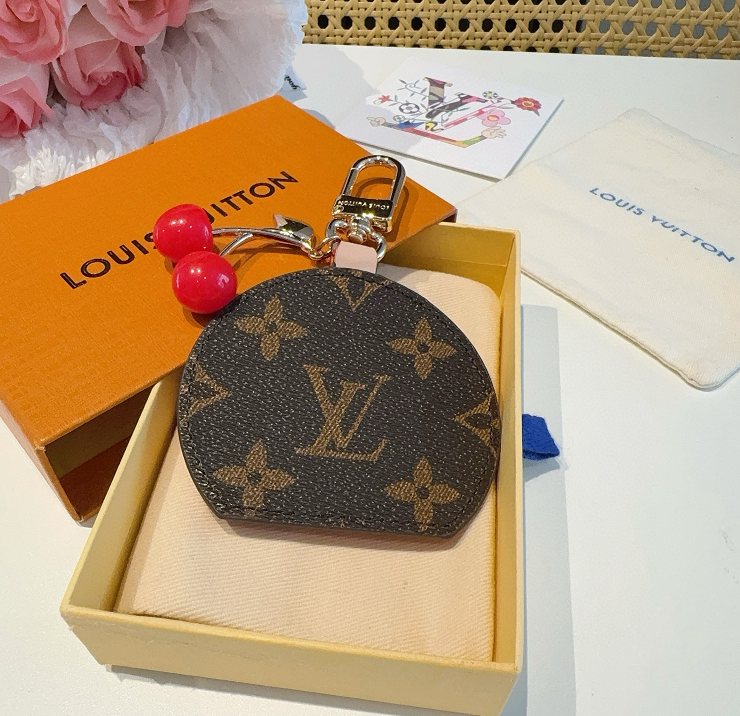  Louis Vuitton 路易威登LV x TM CERISE LV MINI MIRROR 樱桃🍒