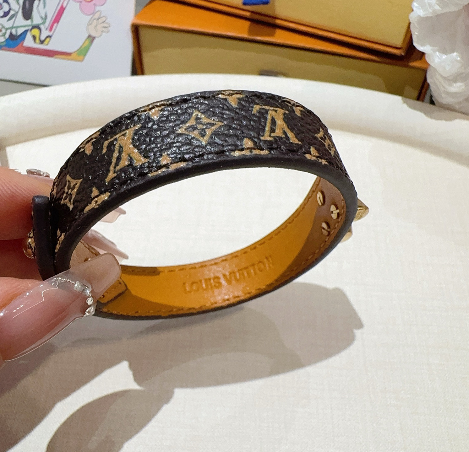  🔥LV皮绳手环手镯市场最好版本 LV老花皮绳手链●专柜一致黄铜材质  火爆款出货 设计独特 复古前卫 