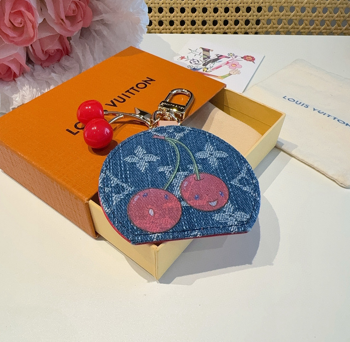   Louis Vuitton 路易威登LV x TM CERISE LV MINI MIRROR 樱桃