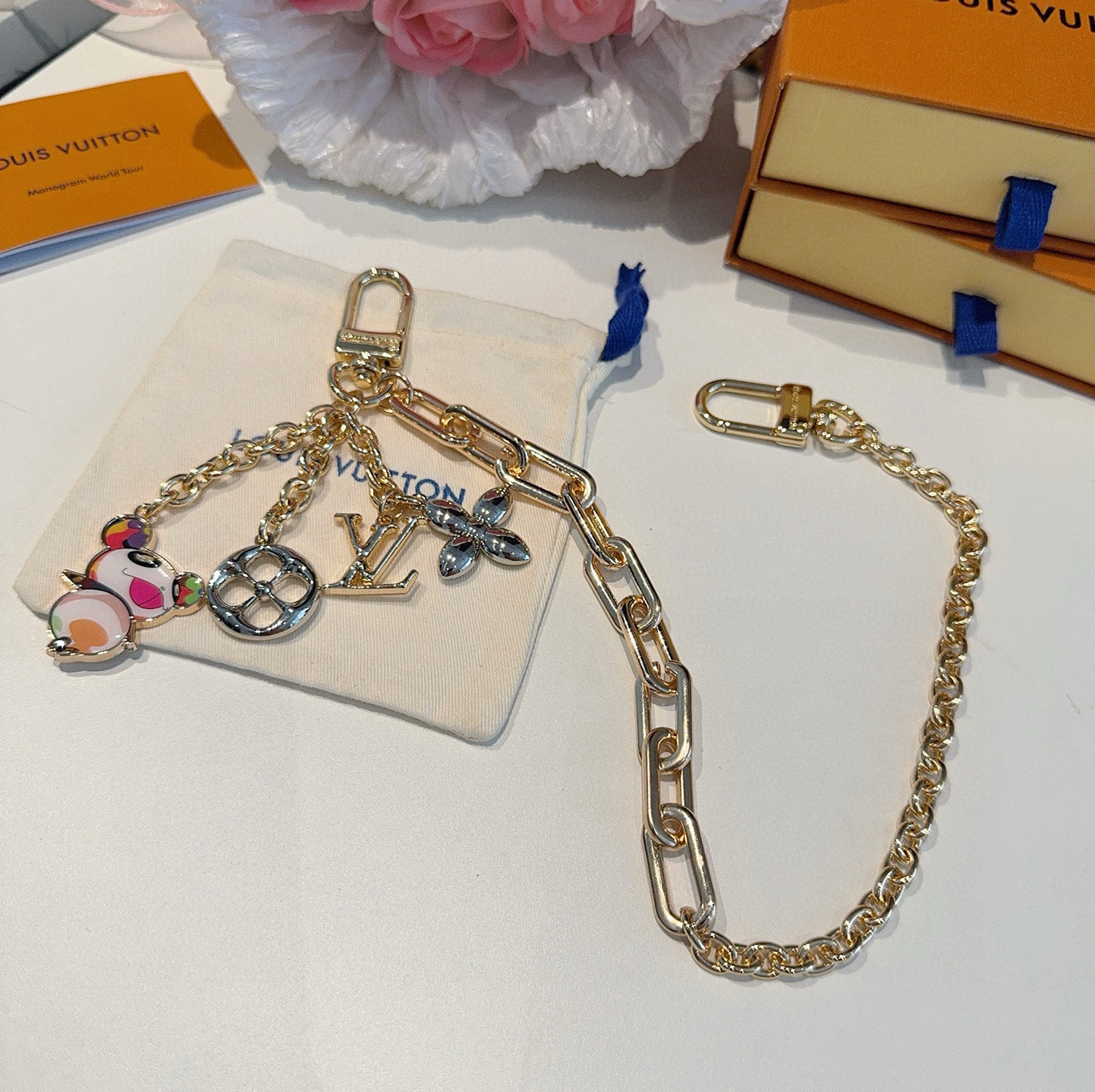 LV 钥匙扣 包包挂链 可当包包肩带 x TM SuPerflat链条包饰出自路易威登x村上隆合作系列，