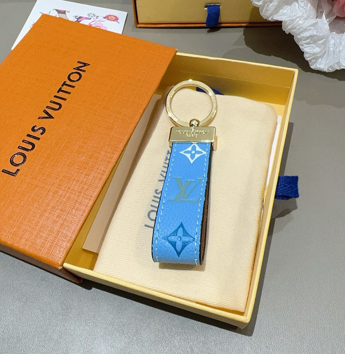 。爆款推荐 驴家牛皮压花渐变钥匙扣 LV钥匙扣 车钥匙挂件包包挂饰 DauPhine Dragonne 