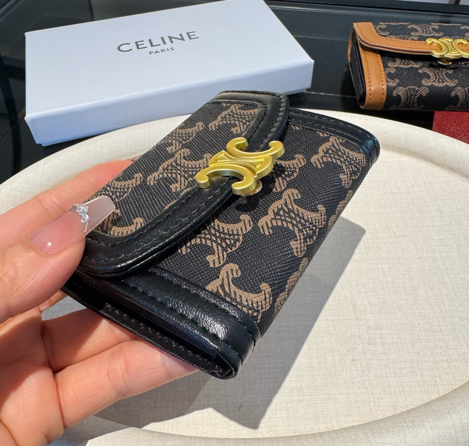 。赛琳卡包 零钱包 典雅风琴包卡包 手感真的很赞❗️