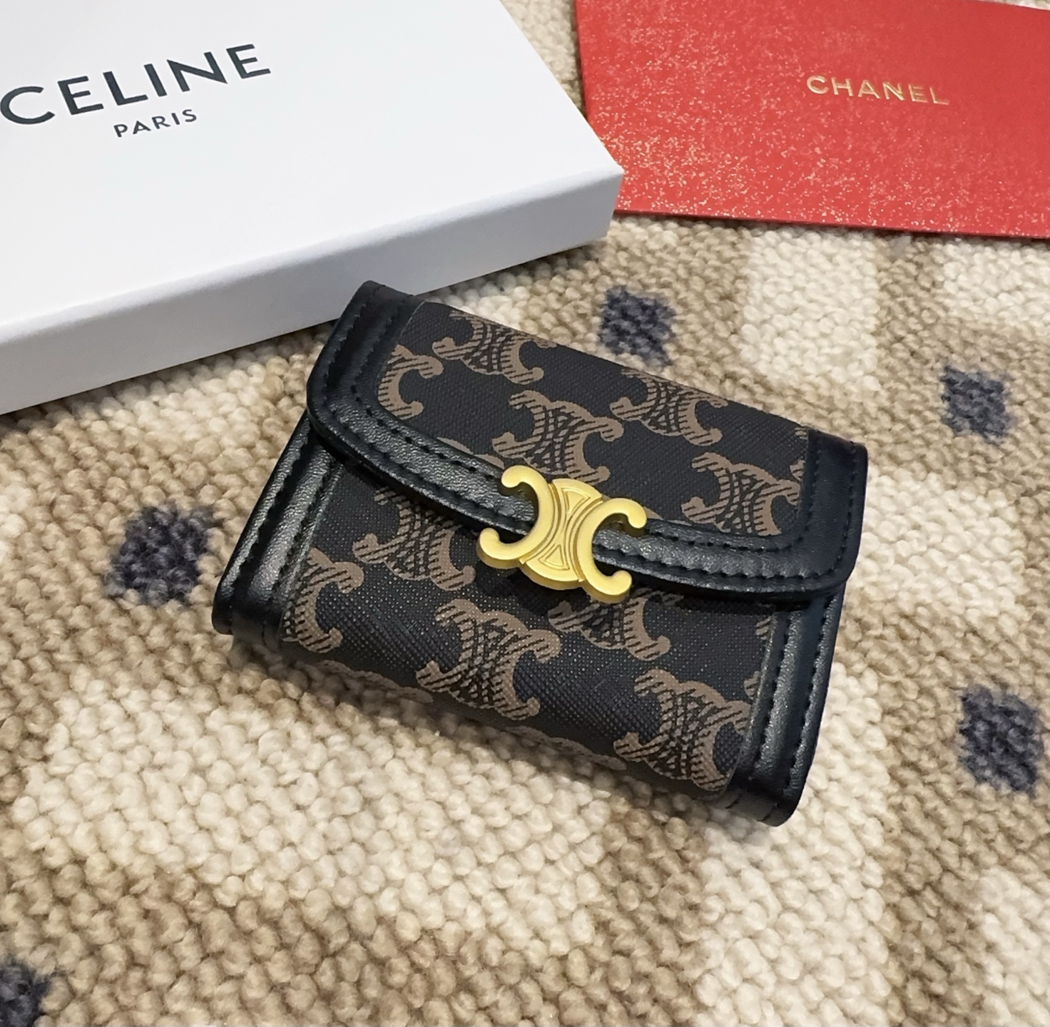。赛琳卡包 零钱包 典雅风琴包卡包 手感真的很赞❗️