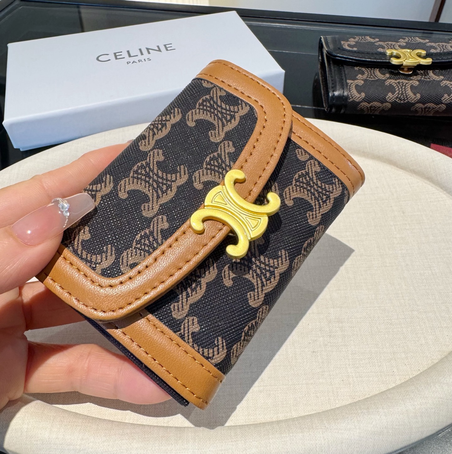 。赛琳卡包 零钱包 典雅风琴包卡包 手感真的很赞❗️