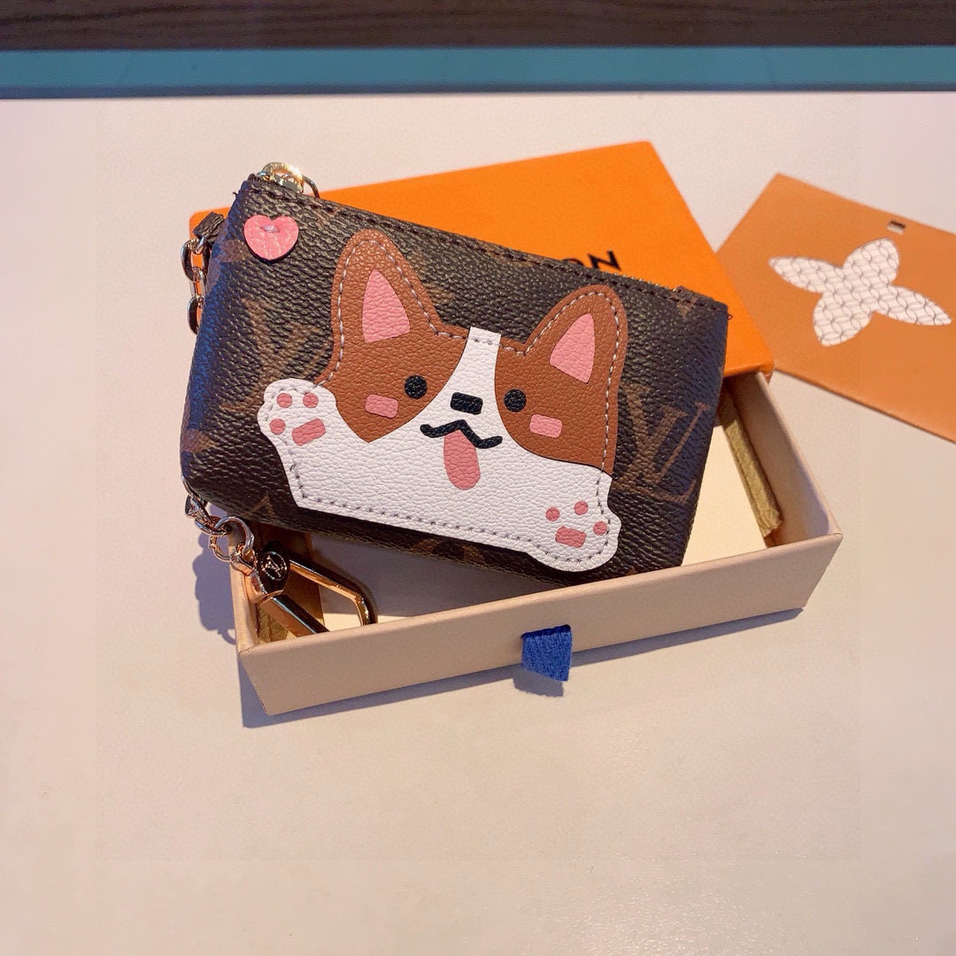 🔥独家新品LV卡通老花零钱包包，经典老花耳机包，包包挂饰，圣诞熊🐻 小柴犬、狮子🦁️零钱包 超纤材质 五