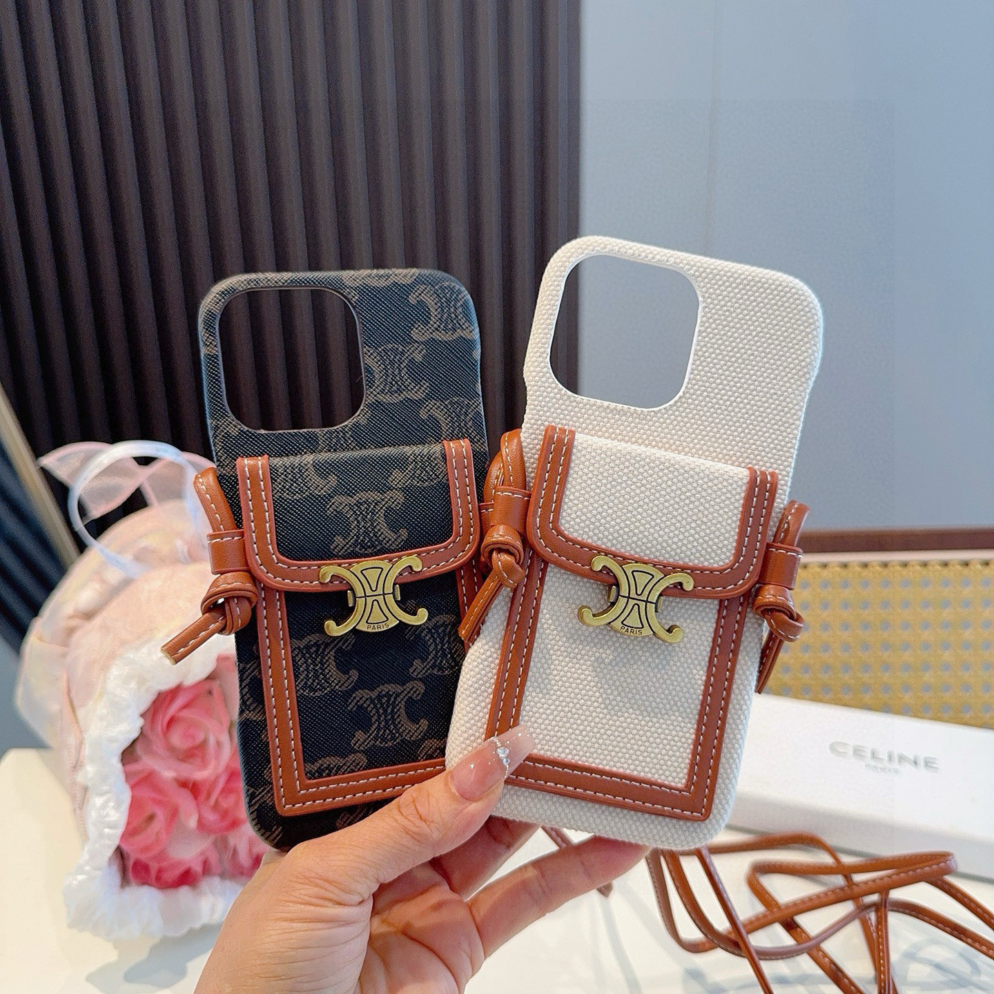 💥celine赛琳卡包手机壳三包壳，可支架，带挂绳可斜挎可挂脖型号：为了不出现报错型号，请打开本机查看手