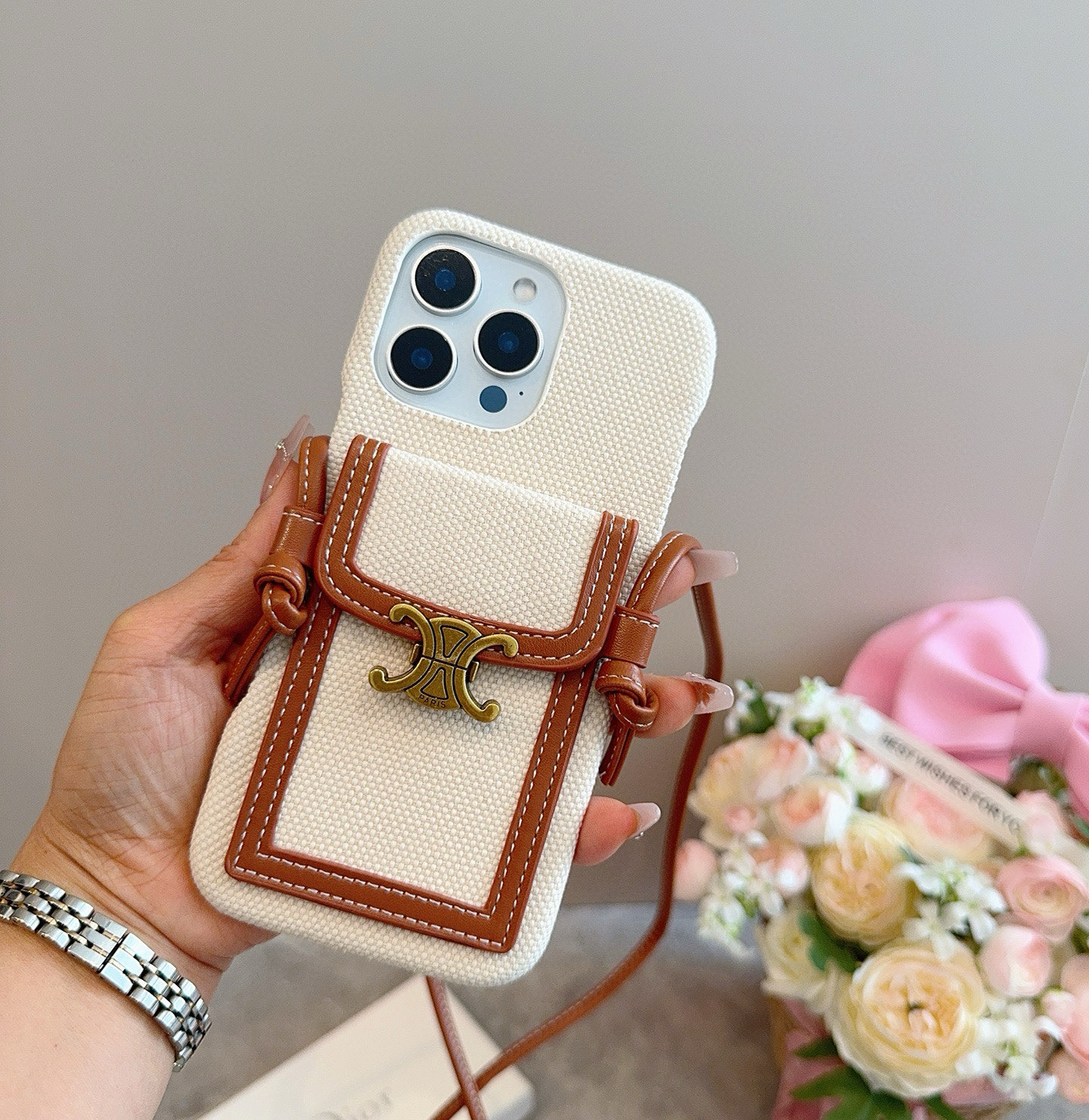 💥celine赛琳卡包手机壳三包壳，可支架，带挂绳可斜挎可挂脖型号：为了不出现报错型号，请打开本机查看手