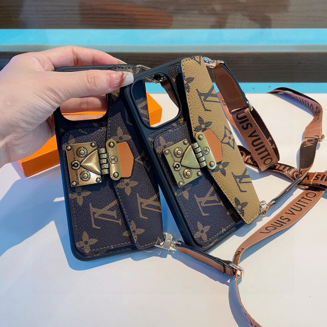 🔥LV邮差包卡包手机壳 斜挎手机壳 老花上下翻盖全包壳型号：为了不出现报错型号，请打开本机查看手机设置显