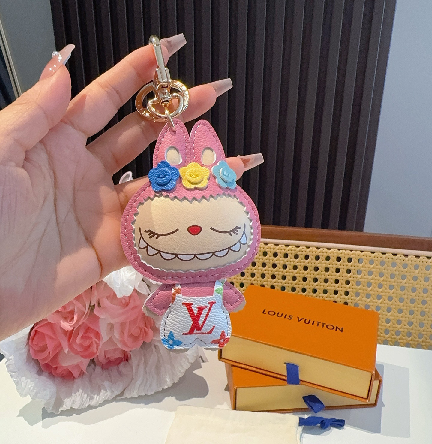 🔥拉布布挂件公仔钥匙扣，LV钥匙扣，包包挂饰
