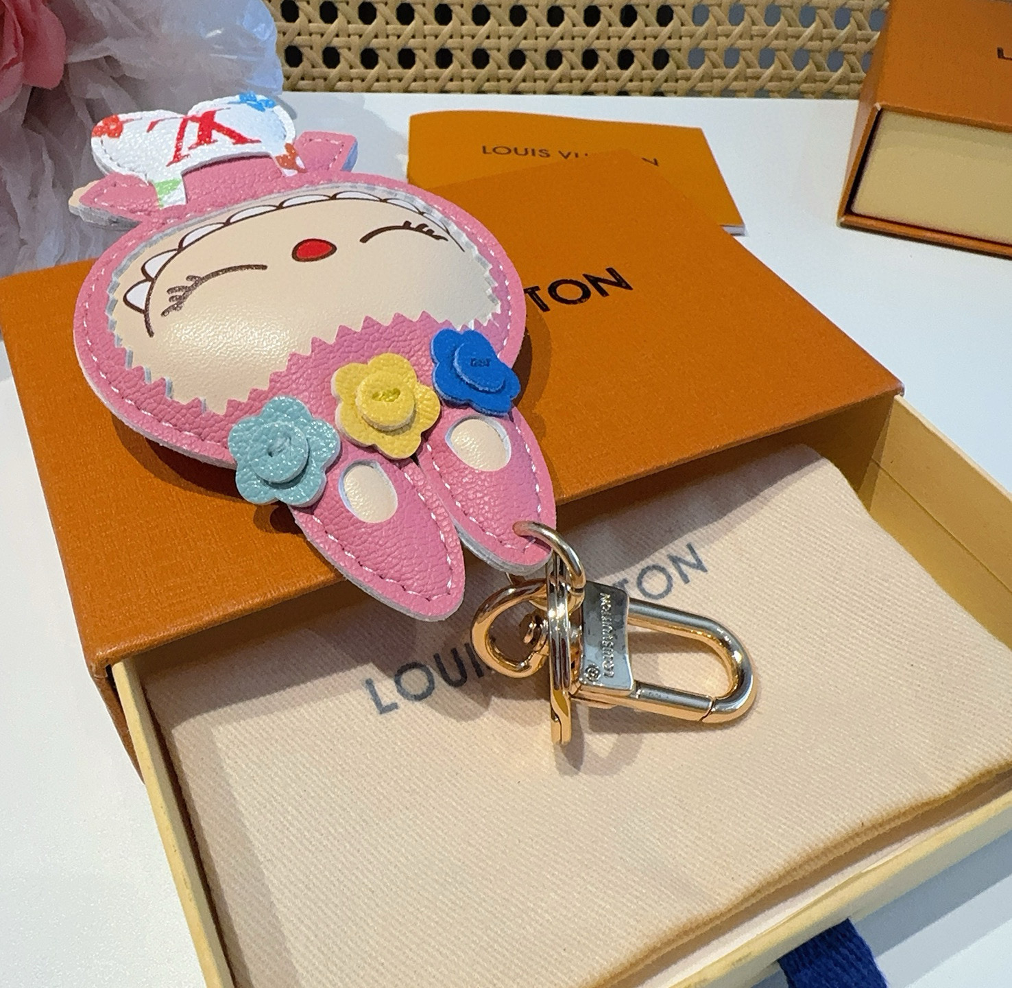 🔥拉布布挂件公仔钥匙扣，LV钥匙扣，包包挂饰