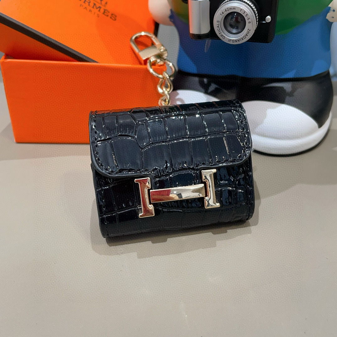 ❤️爱马仕蓝牙耳机包💥官网1:1耳机套鳄鱼皮纹（花纹随机裁剪）金属Logo 时尚迷你斜挎包包 可以当包饰