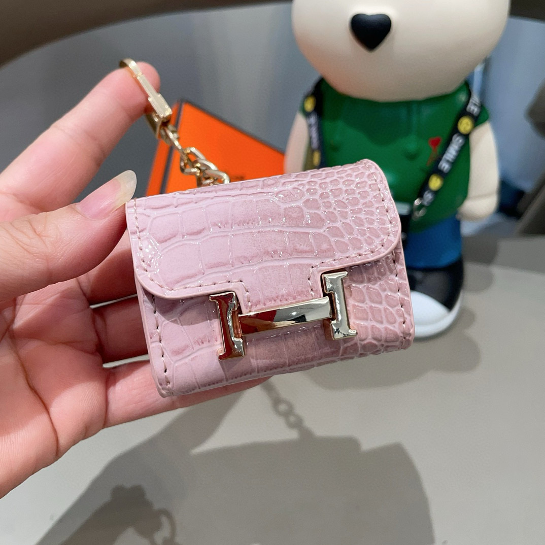 ❤️爱马仕蓝牙耳机包💥官网1:1耳机套鳄鱼皮纹（花纹随机裁剪）金属Logo 时尚迷你斜挎包包 可以当包饰