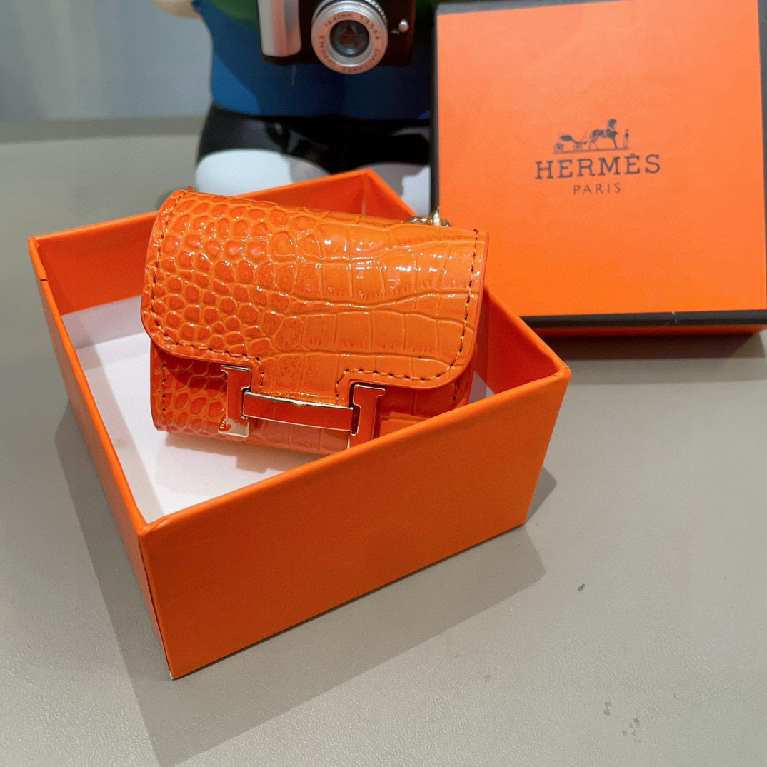 ❤️爱马仕蓝牙耳机包💥官网1:1耳机套鳄鱼皮纹（花纹随机裁剪）金属Logo 时尚迷你斜挎包包 可以当包饰