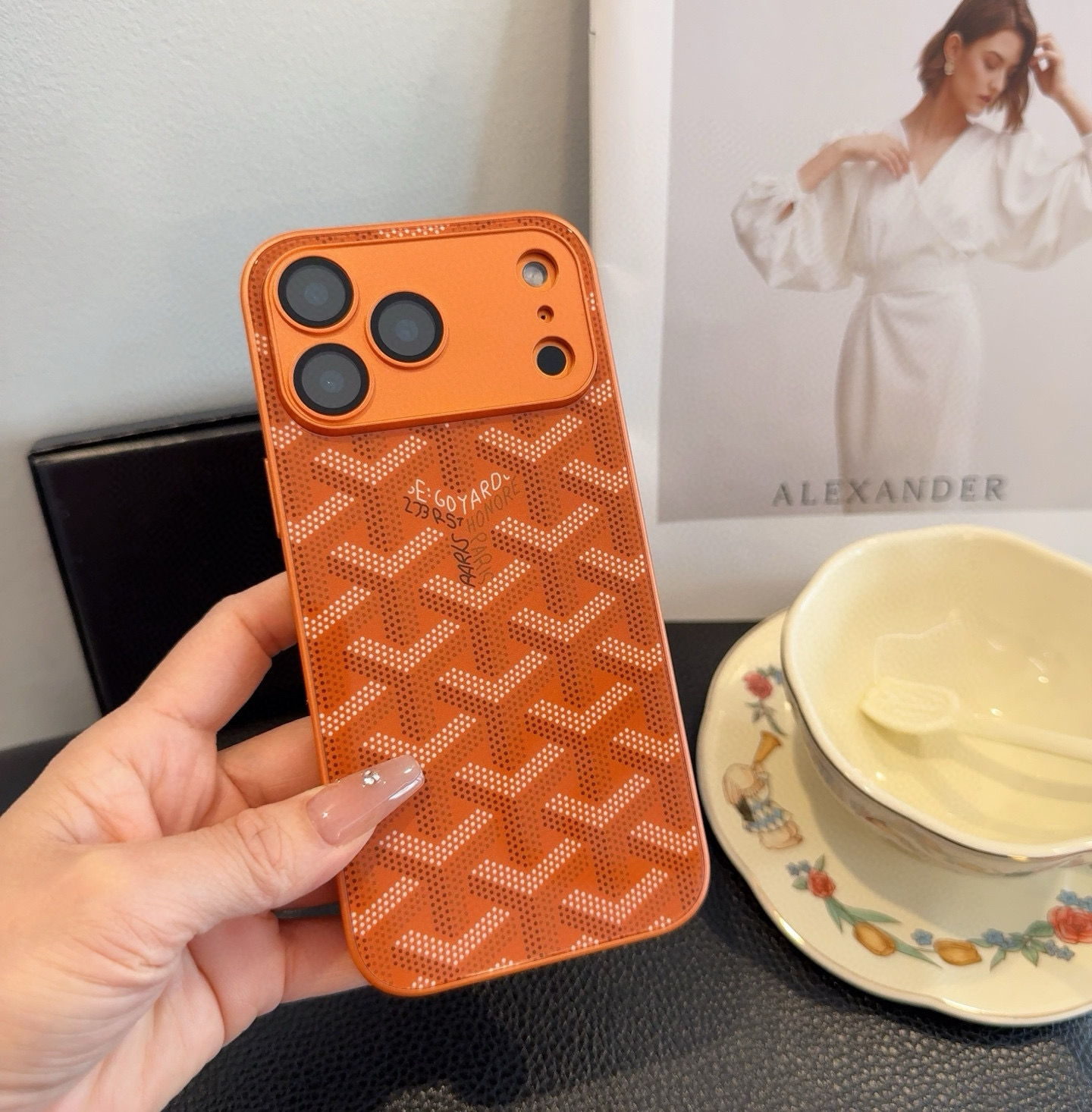 星宇橙系列 戈雅手机壳 型号：为了不出现报错型号，请打开本机查看手机设置显示的型号⚠️⚠️⚠️iPhon