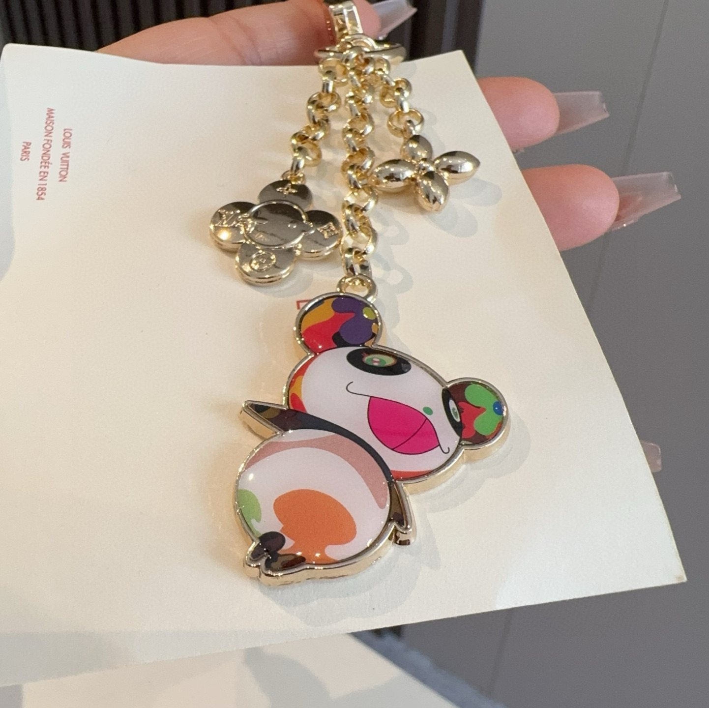 🔥LV村上隆熊猫人钥匙扣包包挂饰 LV X TM LV ICONICSUPERFLAT 钥匙扣路易威登再