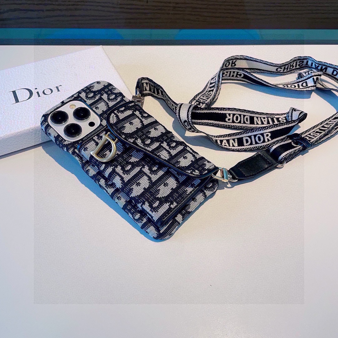 ✨Dior蒙田系列卡包手机壳，刺绣织带肩带🔮型号：为了不出现报错型号，请打开本机查看手机设置显示的型号⚠