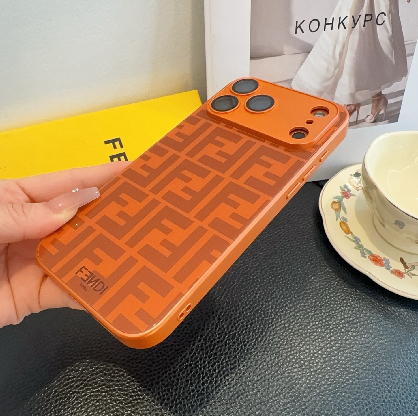 星宇橙系列 芬迪fendi手机壳 型号：为了不出现报错型号，请打开本机查看手机设置显示的型号⚠️⚠️⚠️