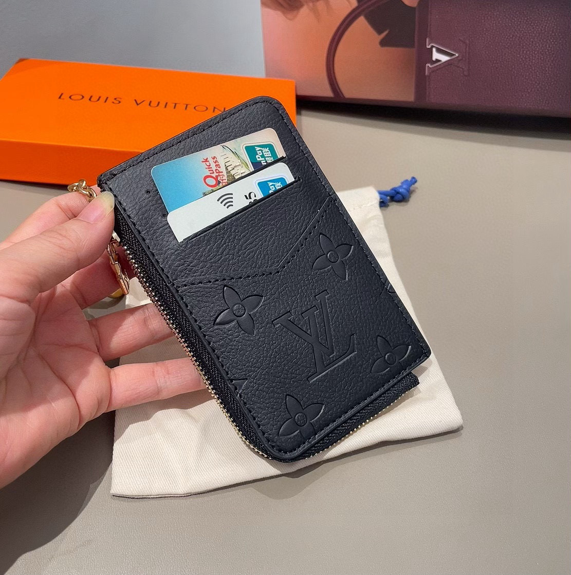 🔥独家新品LV经典老花卡包，包包挂饰 多功能零钱包钥匙扣，超纤材质 多个卡位