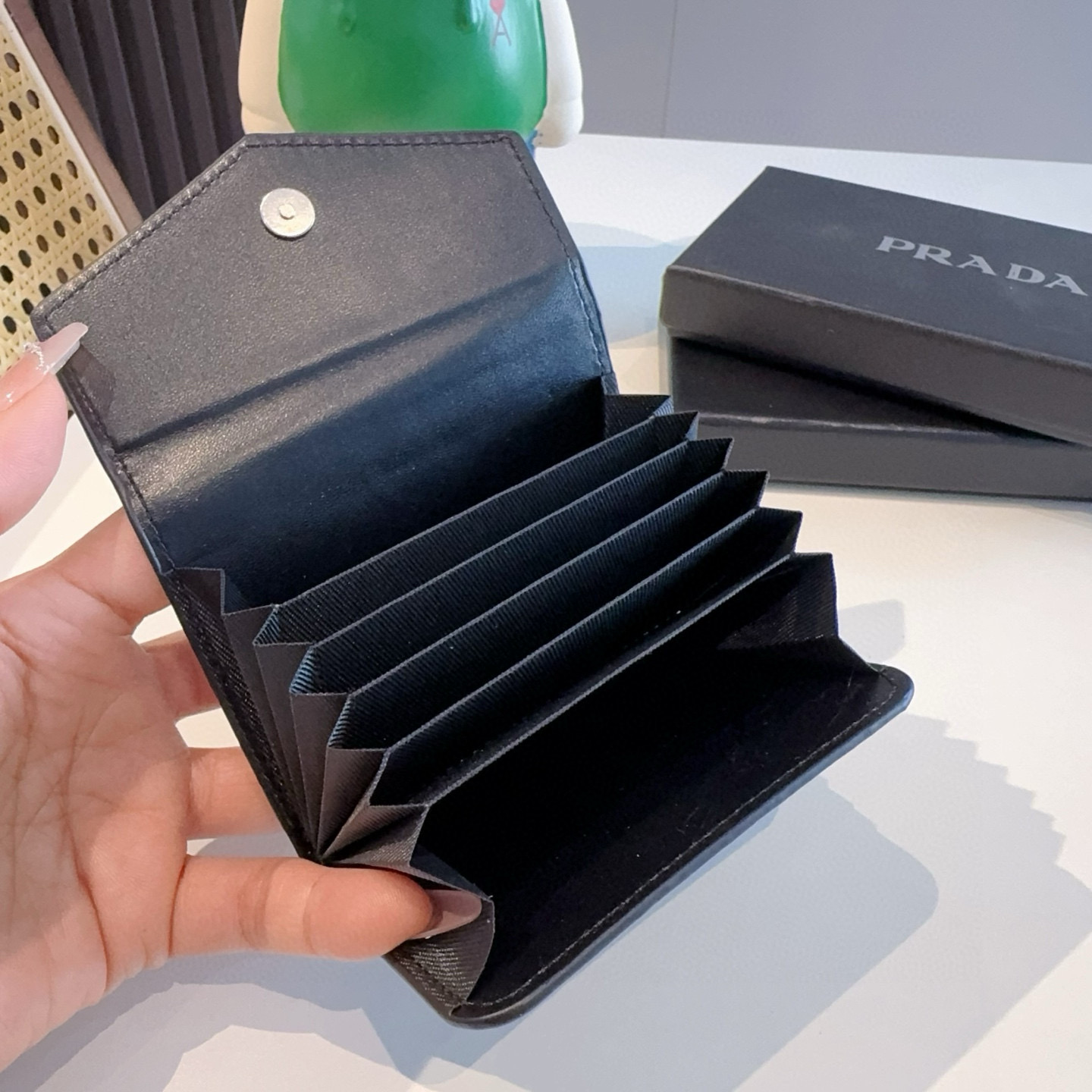 🔥Prada普拉达风琴包 卡包零钱包两用，超纤材质