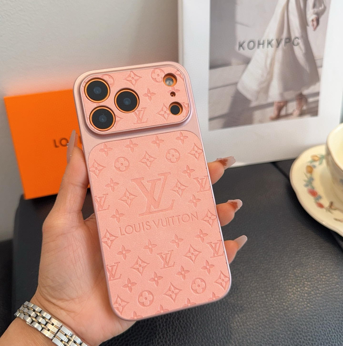 🔥Lv精孔全包手机壳 ，LV秒变皮质手机壳型号：为了不出现报错型号，请打开本机查看手机设置显示的型号⚠️