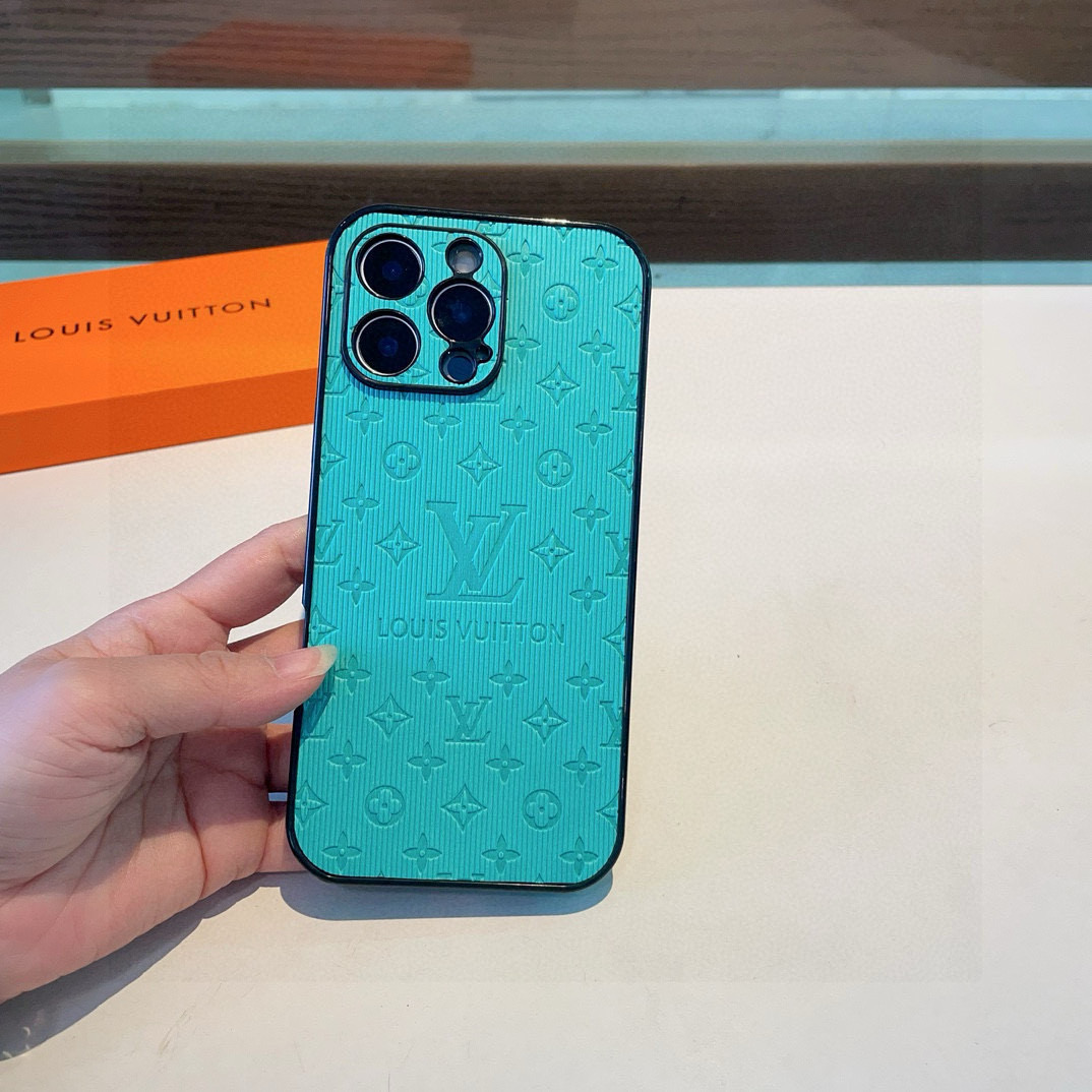 🔥LV手机壳 竖纹侧贴全包精孔手机壳型号：为了不出现报错型号，请打开本机查看手机设置显示的型号⚠️⚠️⚠