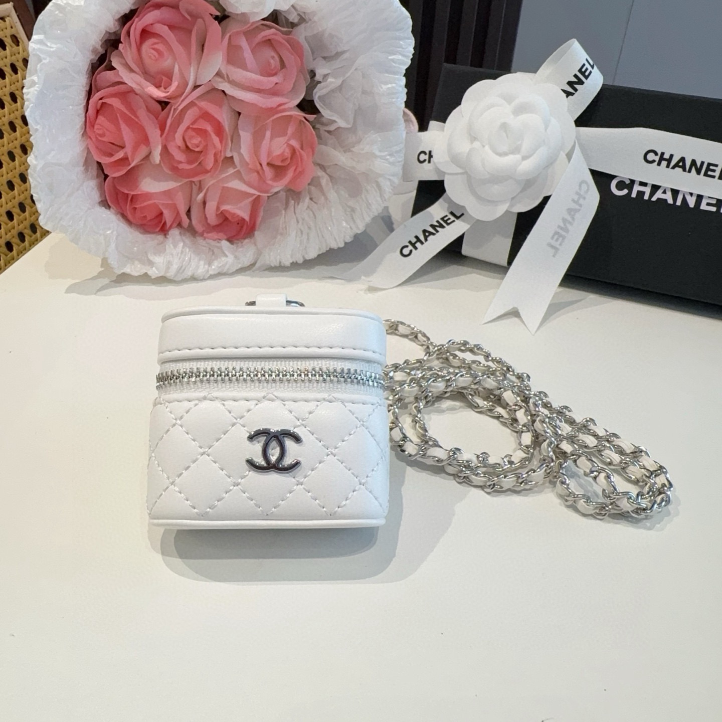 ❤️香奈儿CHANEL mini斜挎包包 通用耳机包💥官网1:1耳机包 时尚迷你包包，链条⛓️挂绳可拆卸