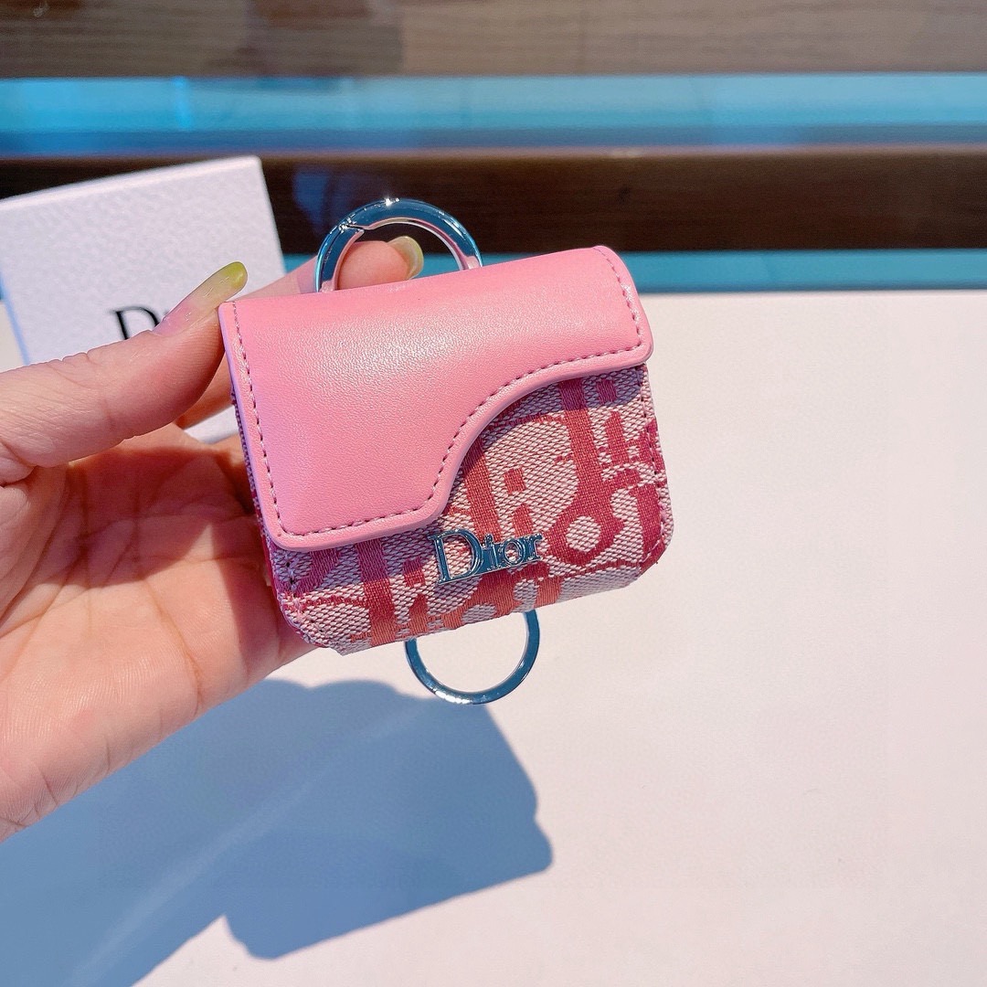 🔥Dior官网款耳机包，迪奥拼色耳机包，原版五金，一个尺寸73mm*68mm*35mm，适用任何尺寸蓝牙
