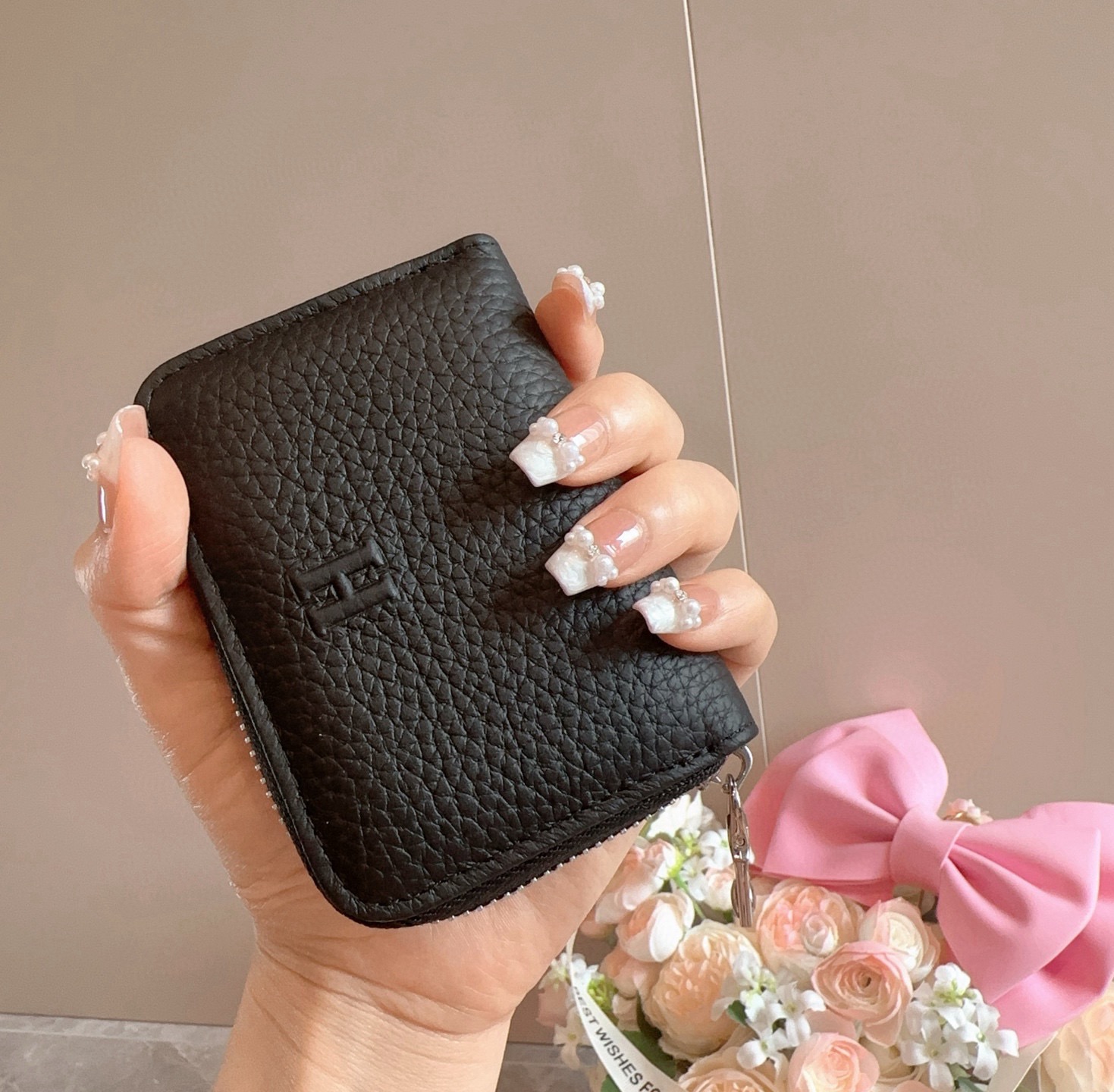 🔥爱马仕H零钱包卡包，头层牛皮 有隔层 可放证件 口红 零钱 耳机等小物件 手感真的很赞❗️