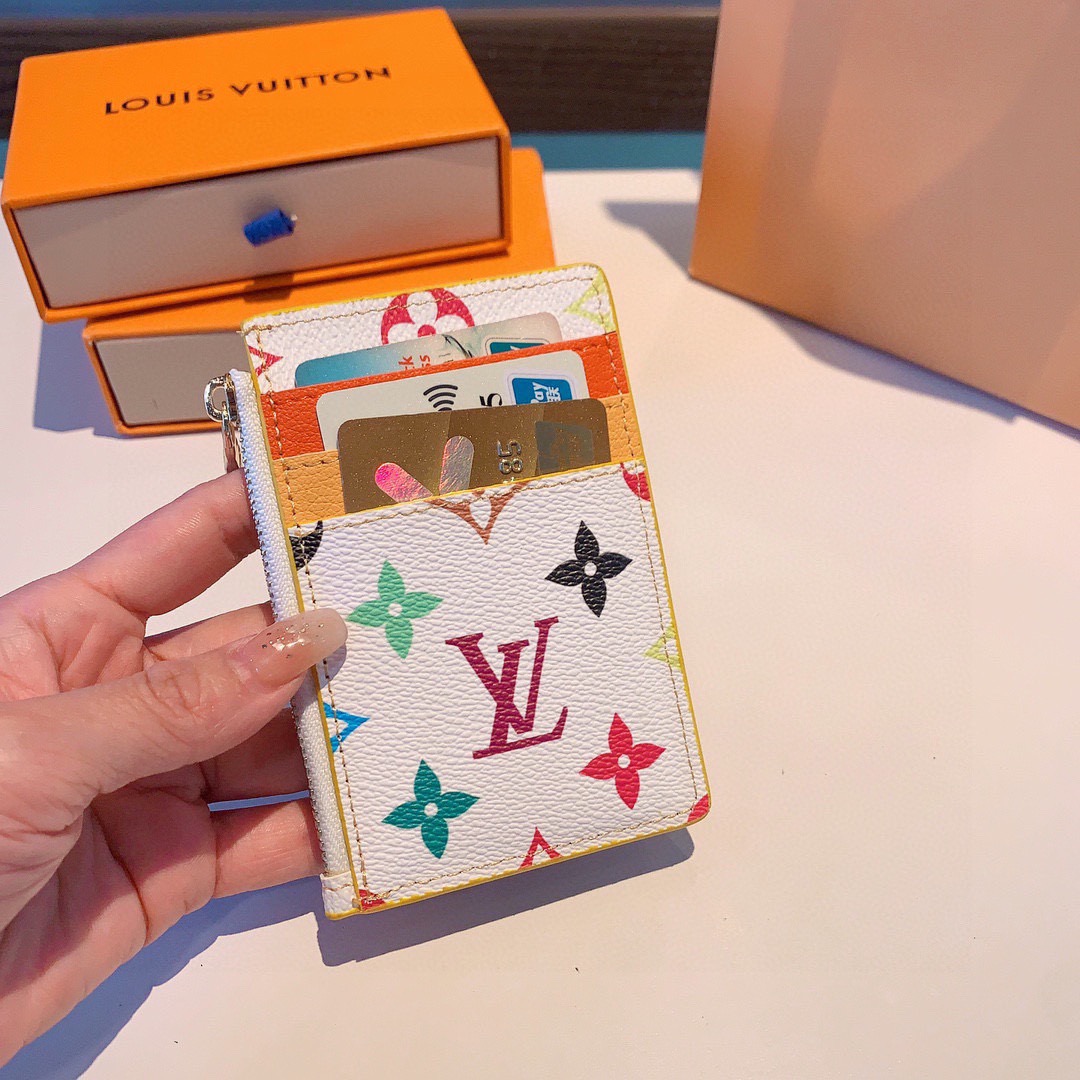 🔥独家新品LV卡通老花卡包，经典老花零钱包，圣诞熊🐻 小柴犬、米妮乔巴唐老鸭卡包零钱包两用，超纤材质 五