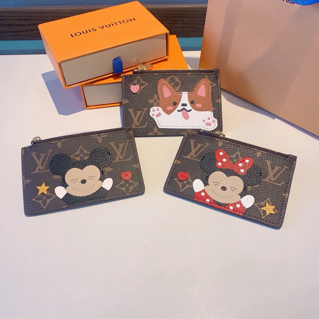 🔥独家新品LV卡通老花卡包，经典老花零钱包，圣诞熊🐻 小柴犬、米妮乔巴唐老鸭卡包零钱包两用，超纤材质 五