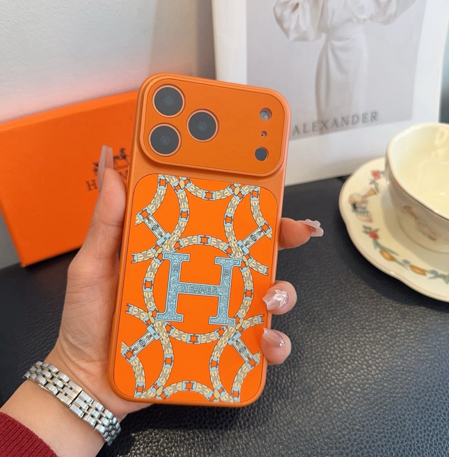 星宇橙系列 （马上有钱）爱马仕手机壳 型号：为了不出现报错型号，请打开本机查看手机设置显示的型号⚠️⚠️