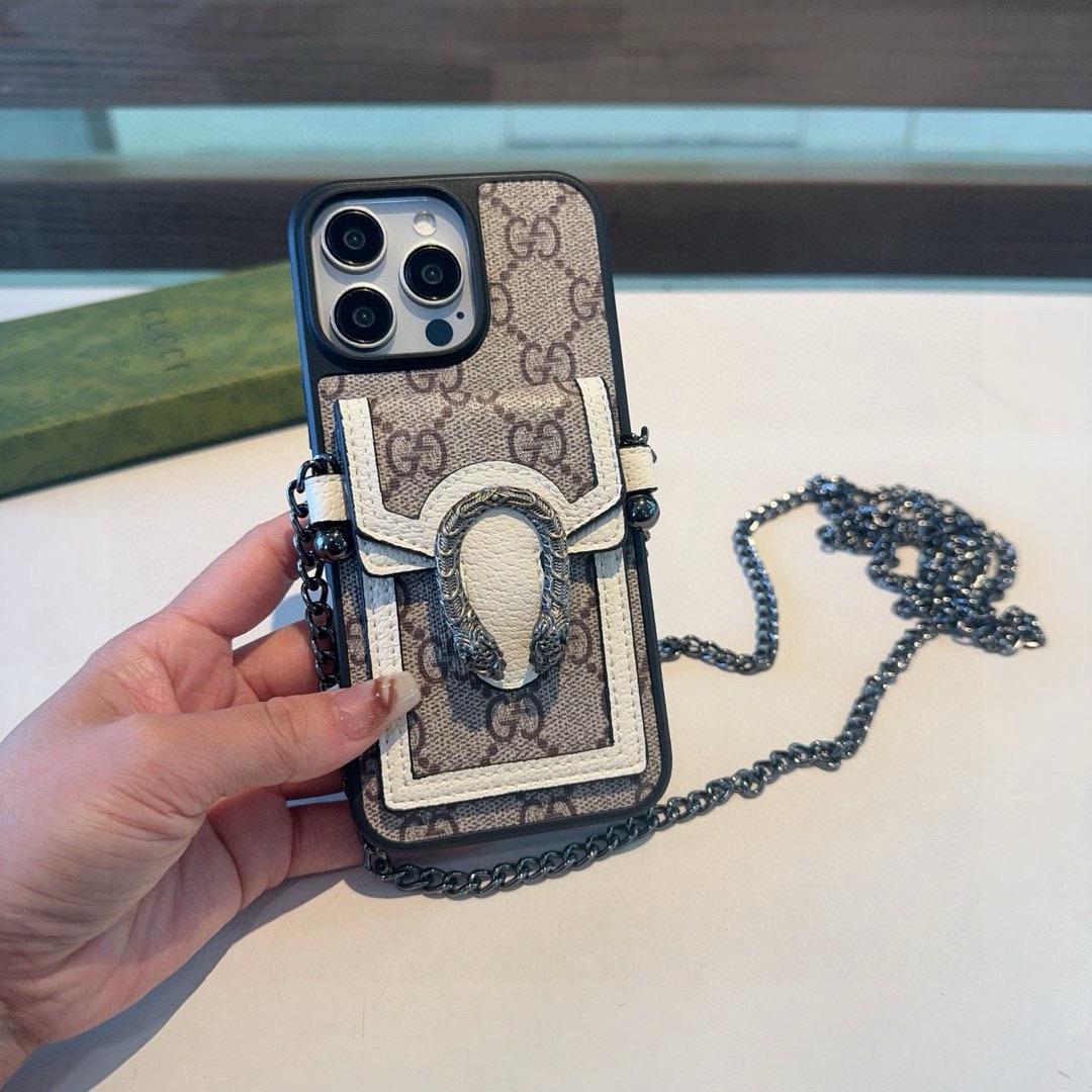 🔥🔥蛇🐍年爆款 Gucci古驰贴皮酒神系列蛇头卡包手机壳 斜挎手机壳型号：为了不出现报错型号，请打开本机