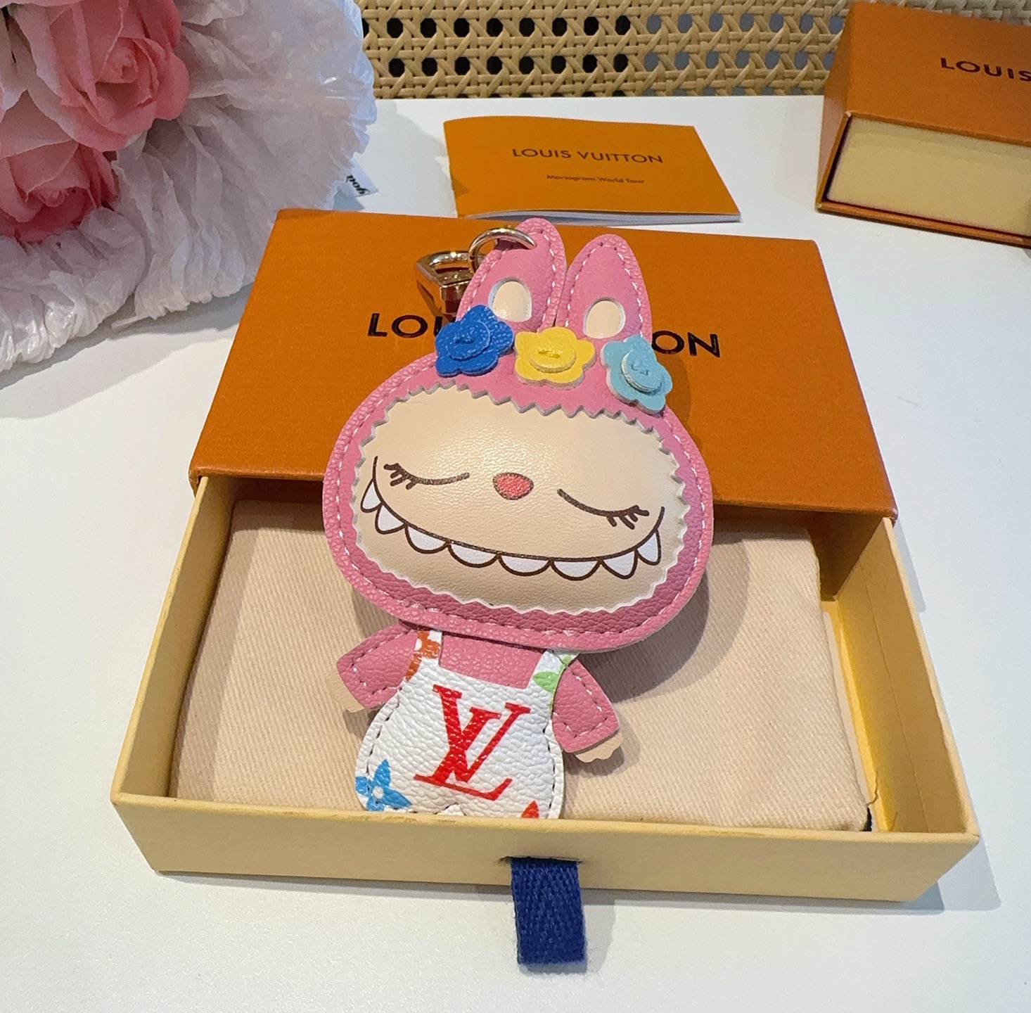 🔥拉布布挂件公仔钥匙扣，LV钥匙扣，包包挂饰