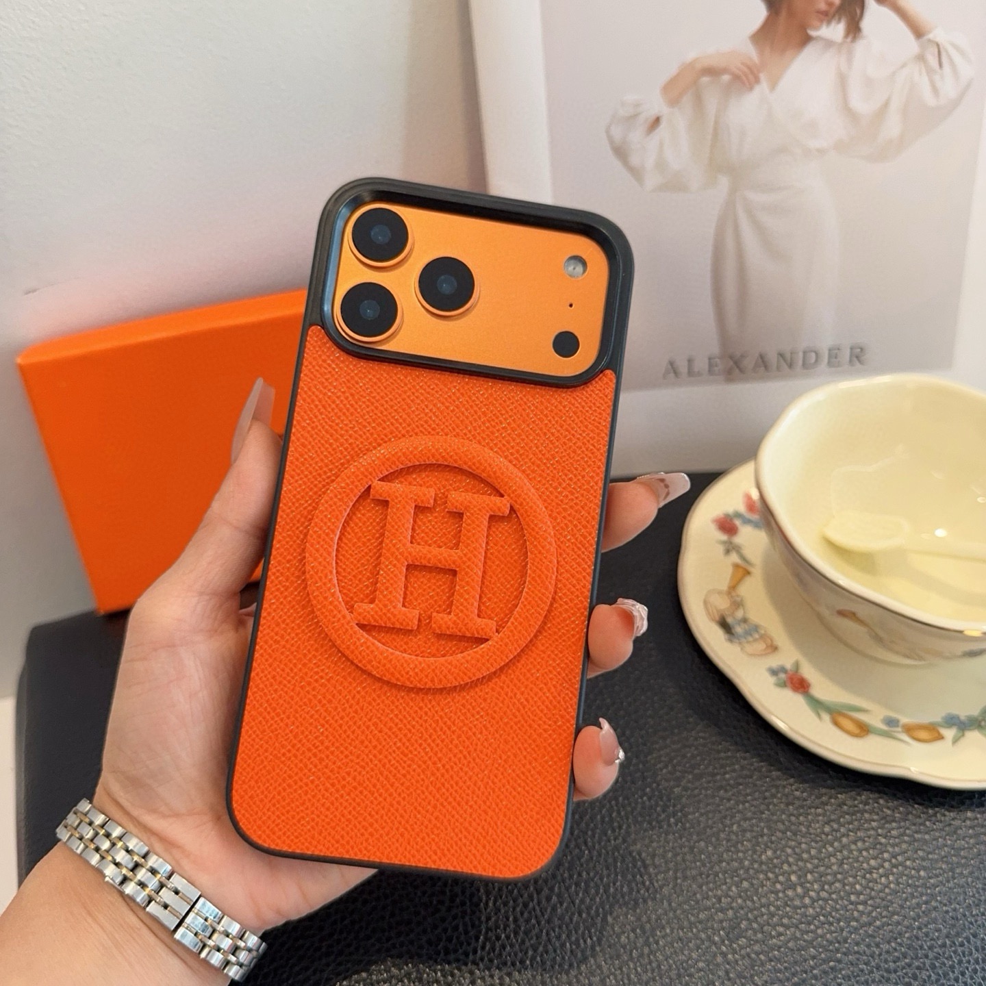 ✨✨新款上架爱马仕 Hermes手机壳 星宇橙系列手机壳型号：为了不出现报错型号，请打开本机查看手机设置