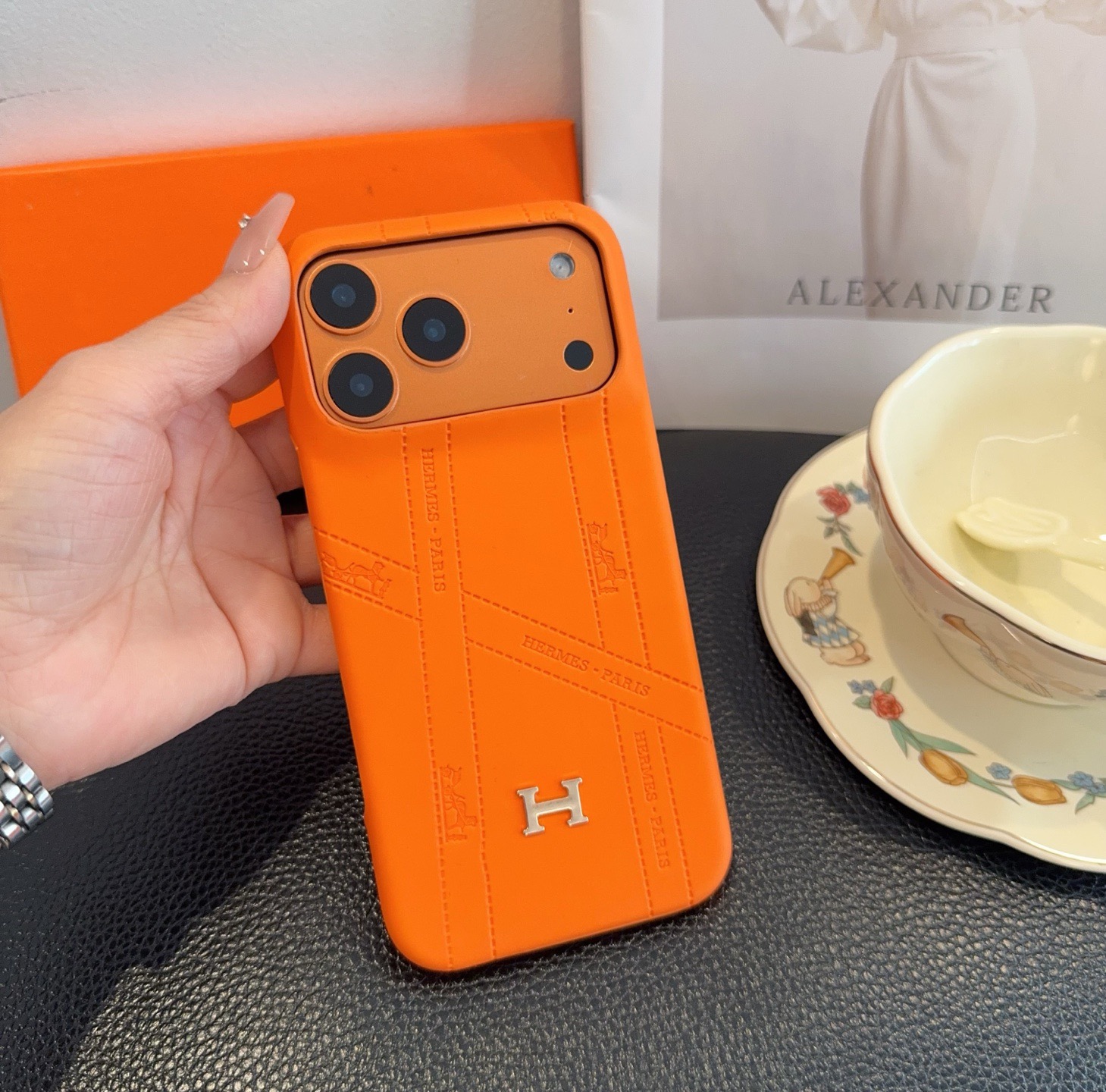 ✨✨新款上架爱马仕 Hermes手机壳 星宇橙系列手机壳型号：为了不出现报错型号，请打开本机查看手机设置
