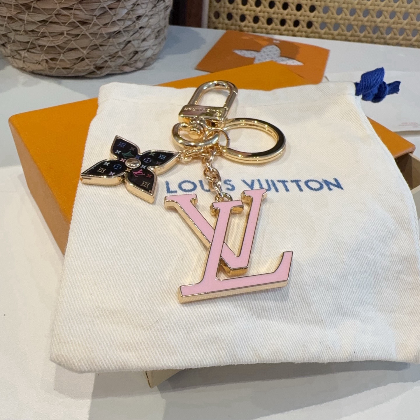 🔥村上隆三彩系列 白三彩 黑三彩 老花 LV 钥匙扣 SPring Street 包饰与钥匙扣 包包挂件