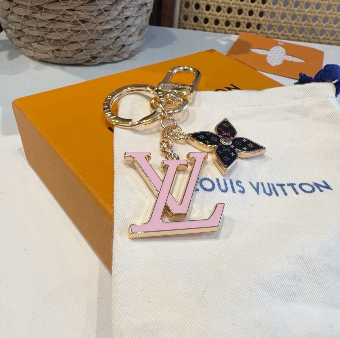 🔥村上隆三彩系列 白三彩 黑三彩 老花 LV 钥匙扣 SPring Street 包饰与钥匙扣 包包挂件