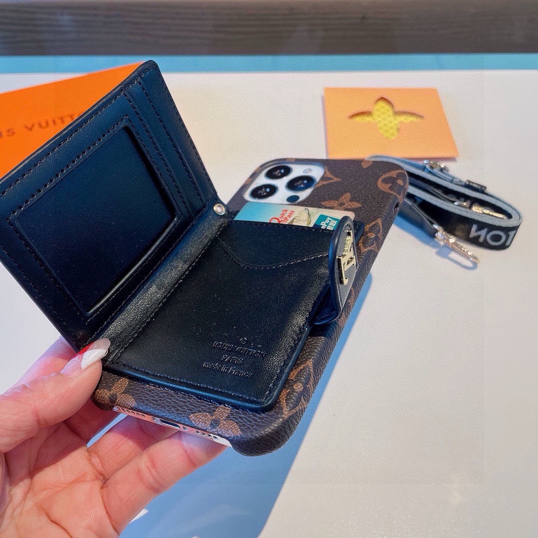 特批🉐️✨LV织带斜挎卡包手机壳，高密度刺绣织带，可调节可拆卸，多卡位钱包，精致时尚，一壳多用型号：为了
