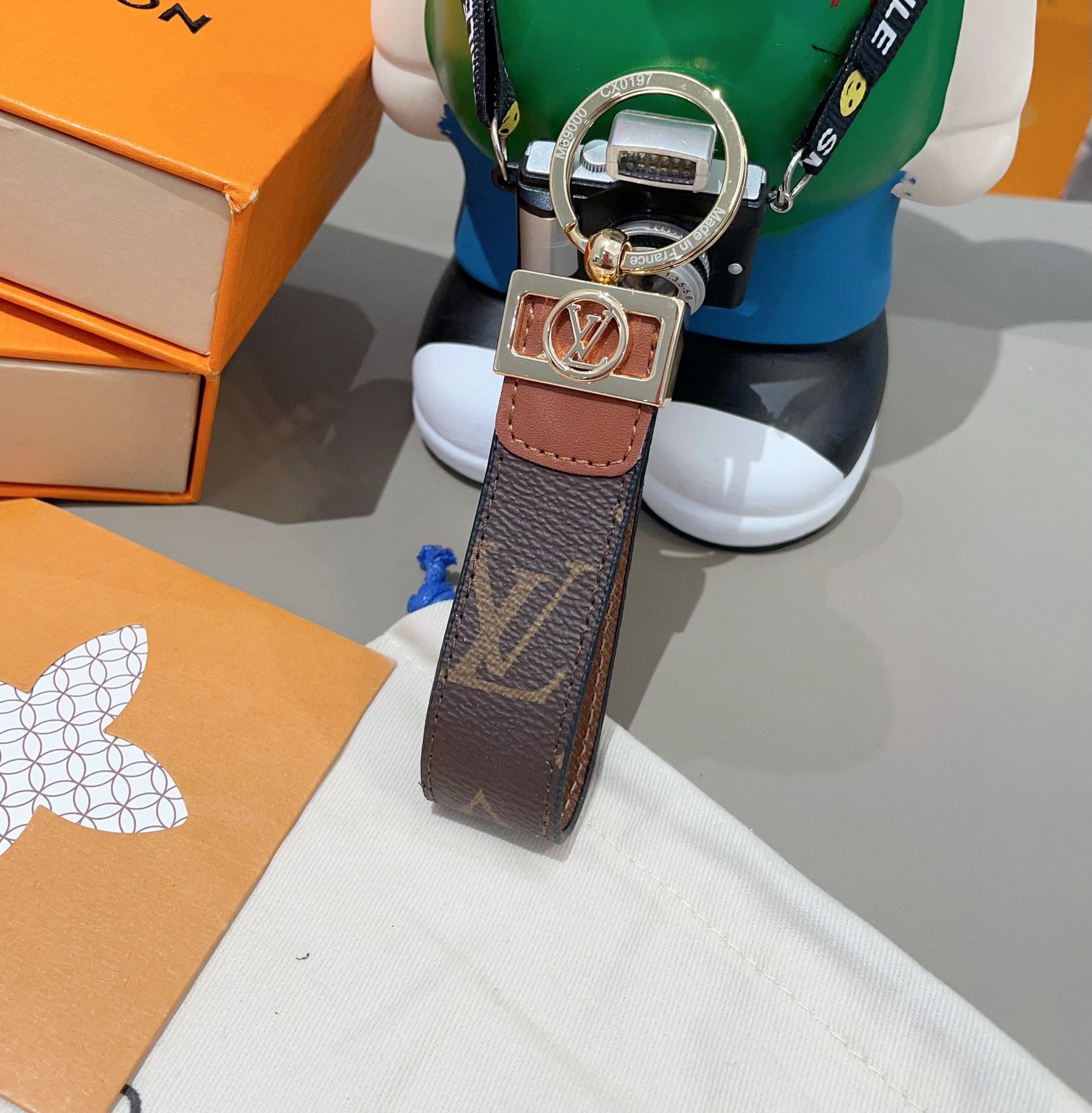 🔥爆款推荐 驴家达芙妮系列老花钥匙扣 车钥匙扣 DauPhine Dragonne 钥匙扣彰显金属匠艺与