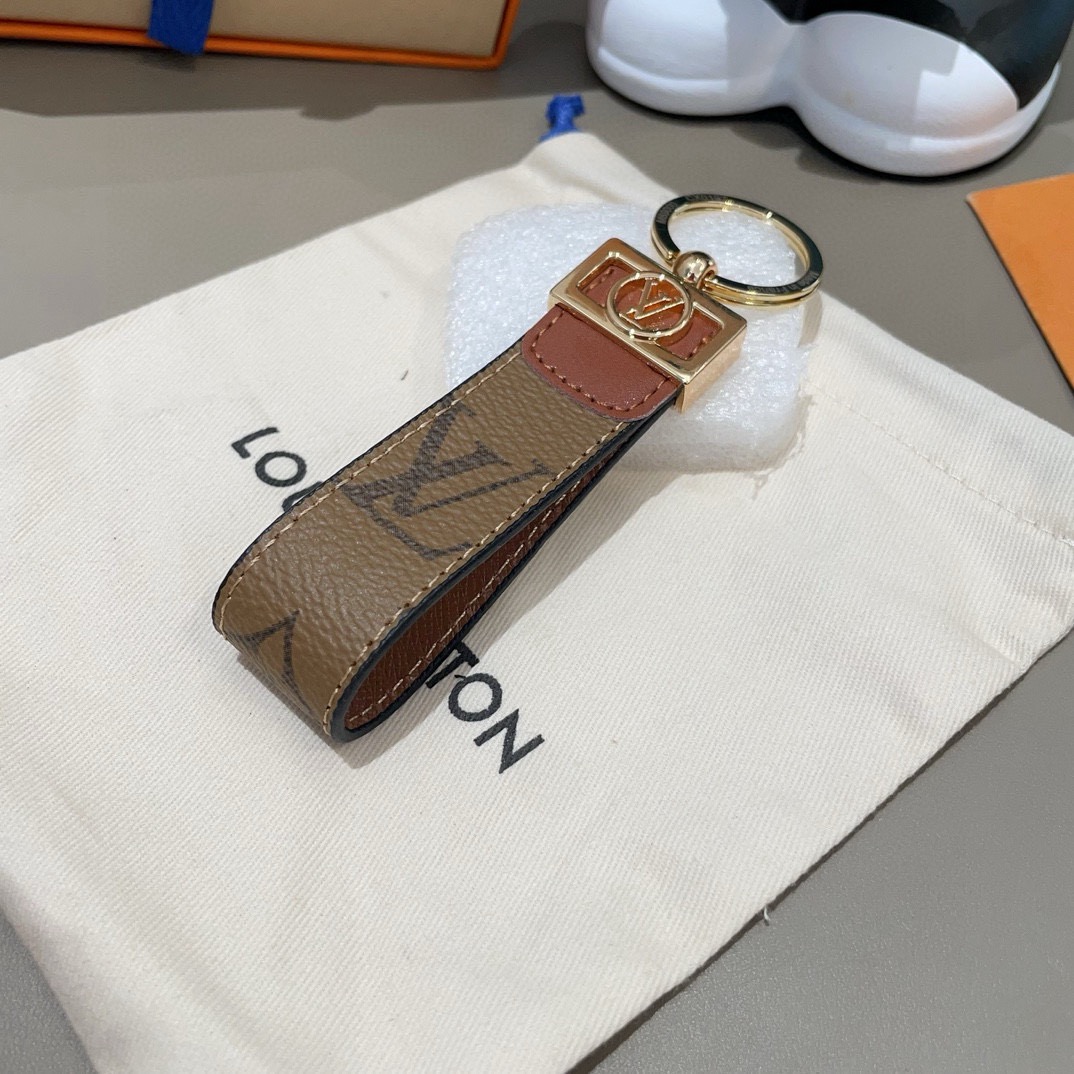 🔥爆款推荐 驴家达芙妮系列老花钥匙扣 车钥匙扣 DauPhine Dragonne 钥匙扣彰显金属匠艺与