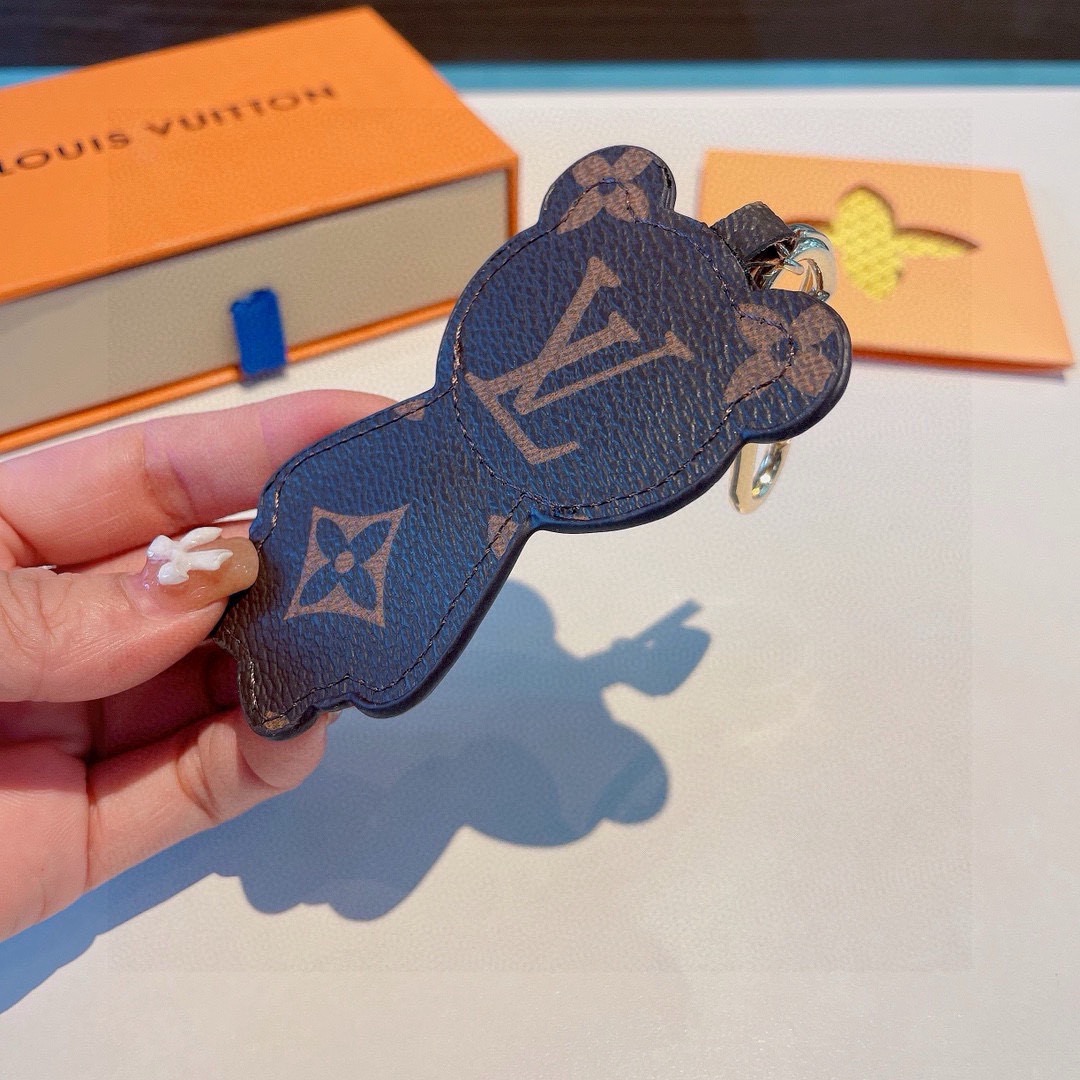 🔥驴家动物兄弟公仔挂件，小熊，小虎，小狮子包饰，LV钥匙扣，包包挂饰专柜代购内部填充物都与专柜一致聚酯纤