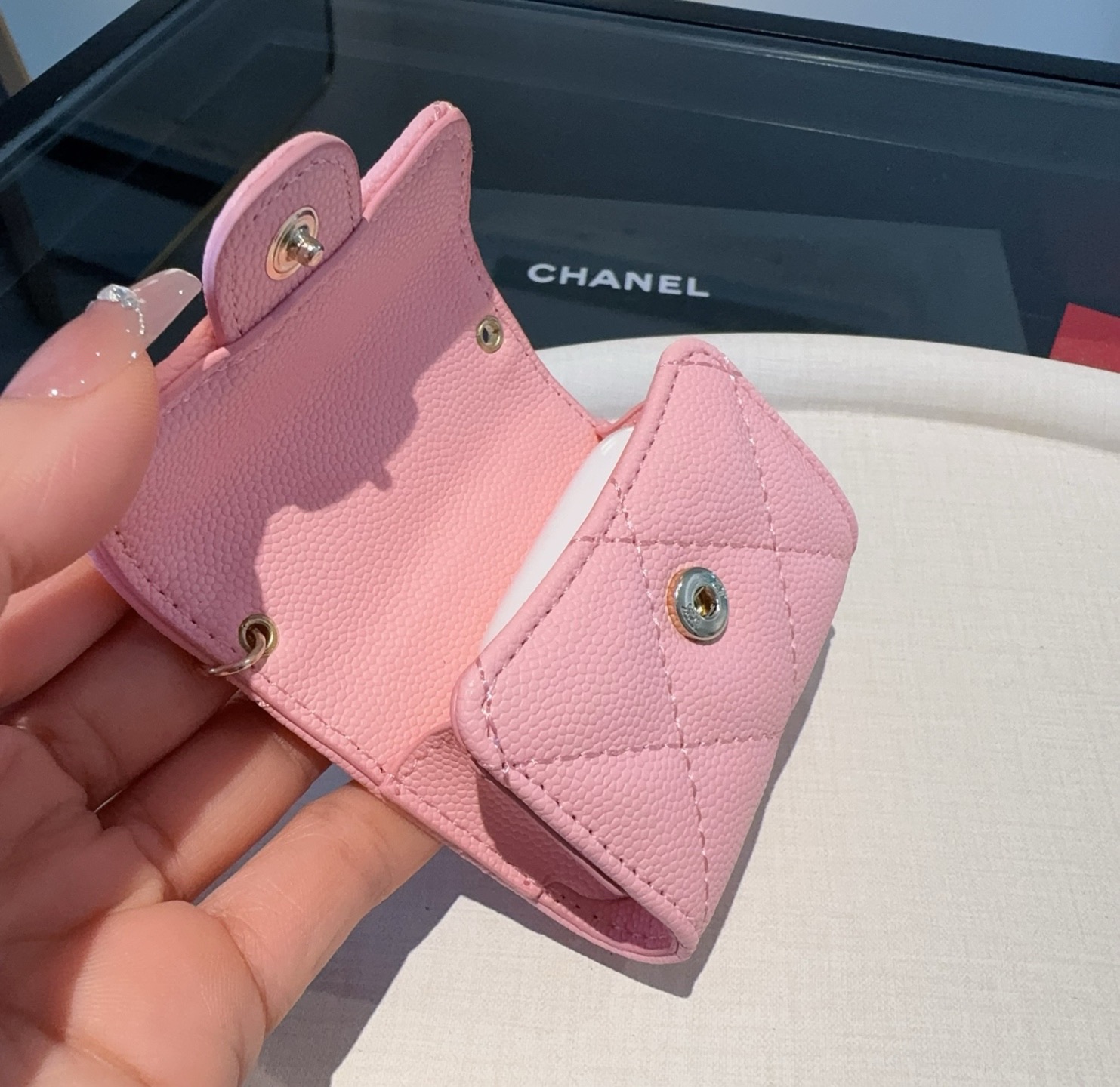 ❤️香奈儿CHANEL经典C3耳机包通用款💥官网1:1耳机包 时尚迷你包包，蓝牙耳机包，包包挂件！尺寸：