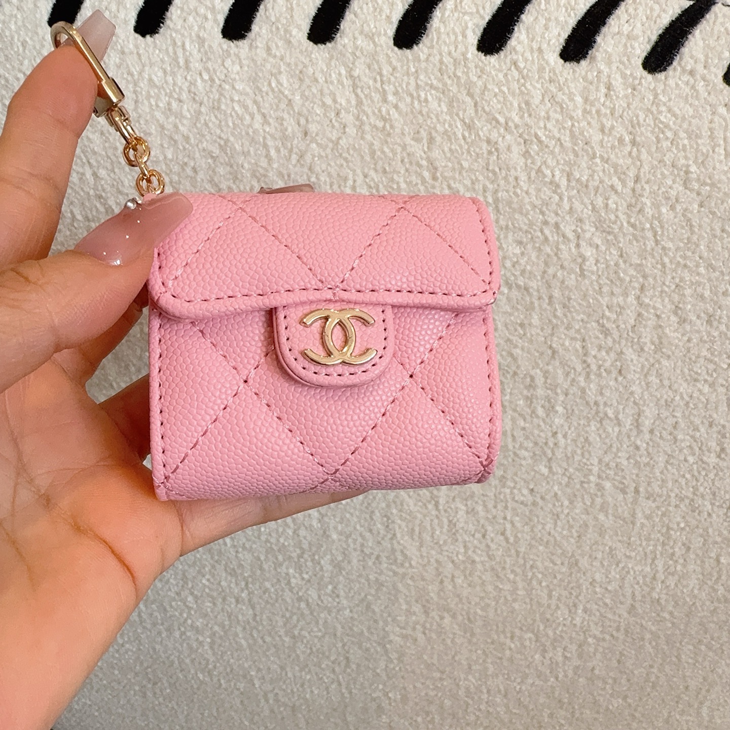 ❤️香奈儿CHANEL经典C3耳机包通用款💥官网1:1耳机包 时尚迷你包包，蓝牙耳机包，包包挂件！尺寸：