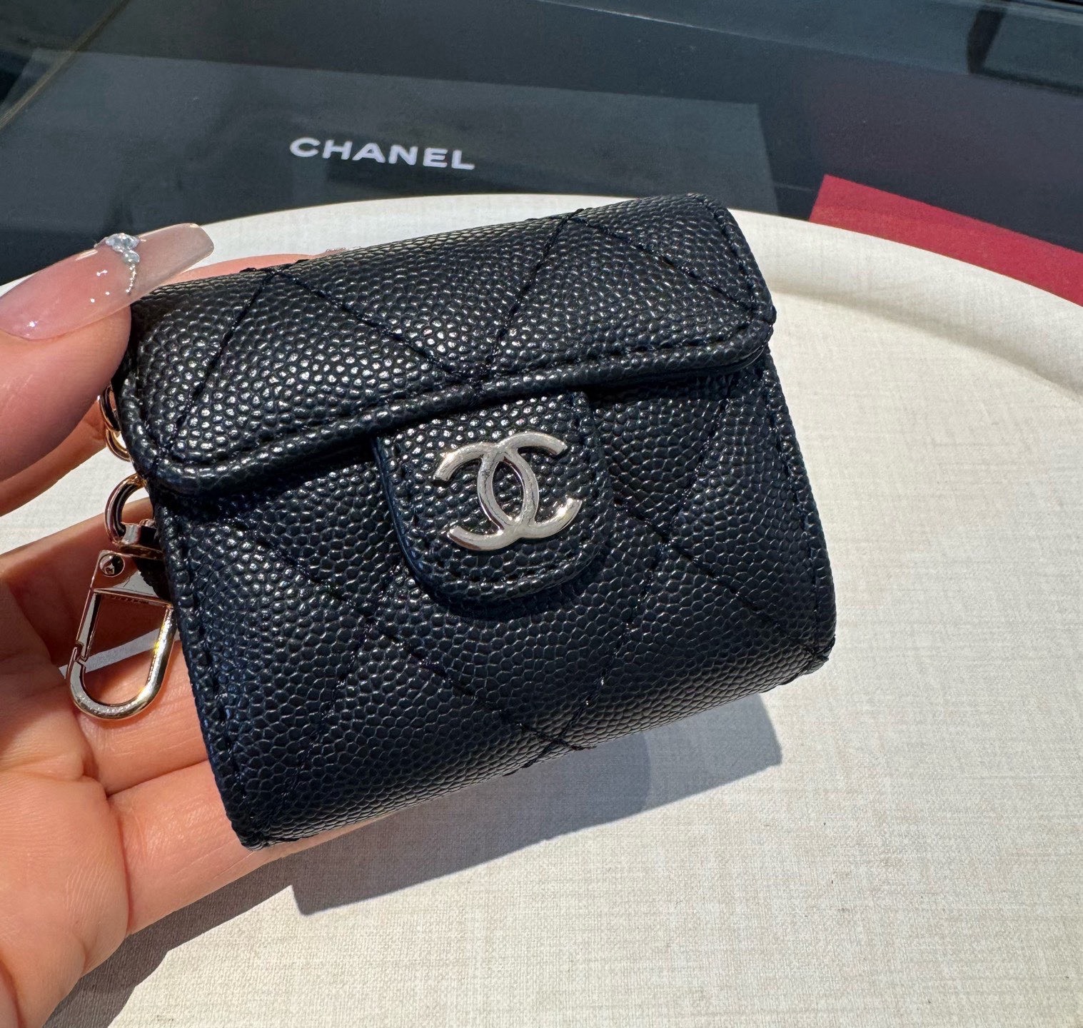 ❤️香奈儿CHANEL经典C3耳机包通用款💥官网1:1耳机包 时尚迷你包包，蓝牙耳机包，包包挂件！尺寸：