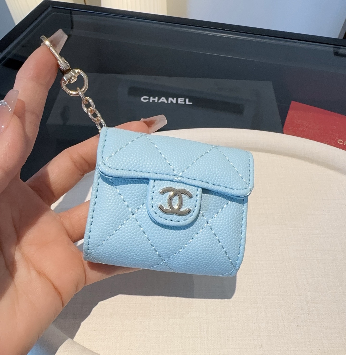 ❤️香奈儿CHANEL经典C3耳机包通用款💥官网1:1耳机包 时尚迷你包包，蓝牙耳机包，包包挂件！尺寸：